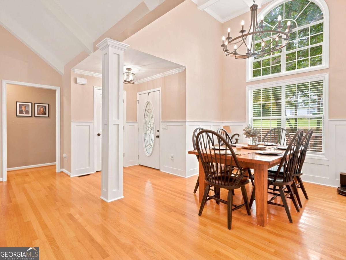 460 Kerry Drive Property Photo 14