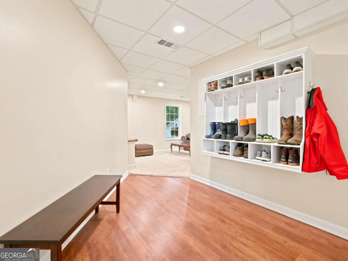 460 Kerry Drive Property Photo 28