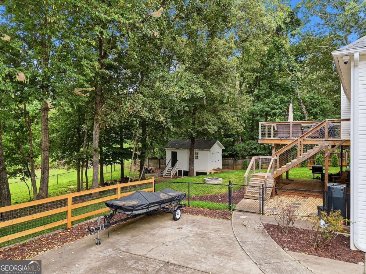 460 Kerry Drive Property Photo 38