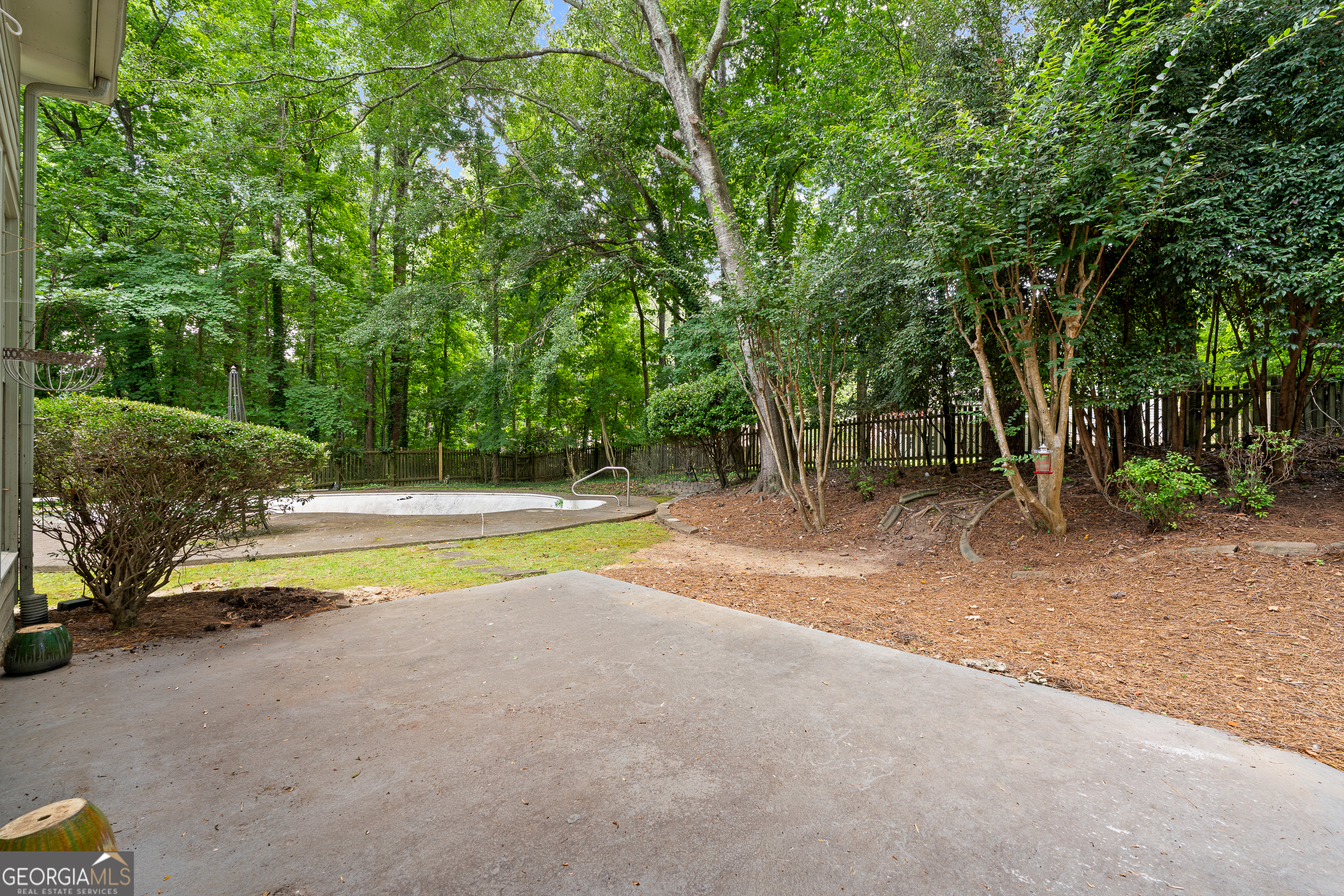4056 Watkins Glen Drive Property Photo 4