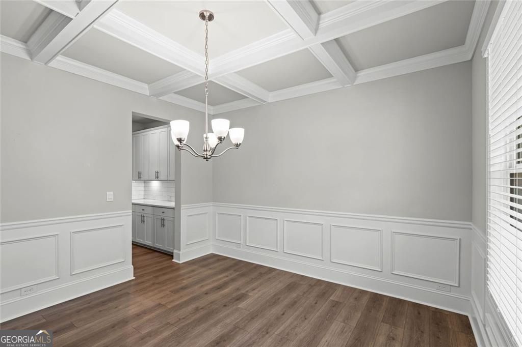 7350 Rambling Vale Property Photo 7