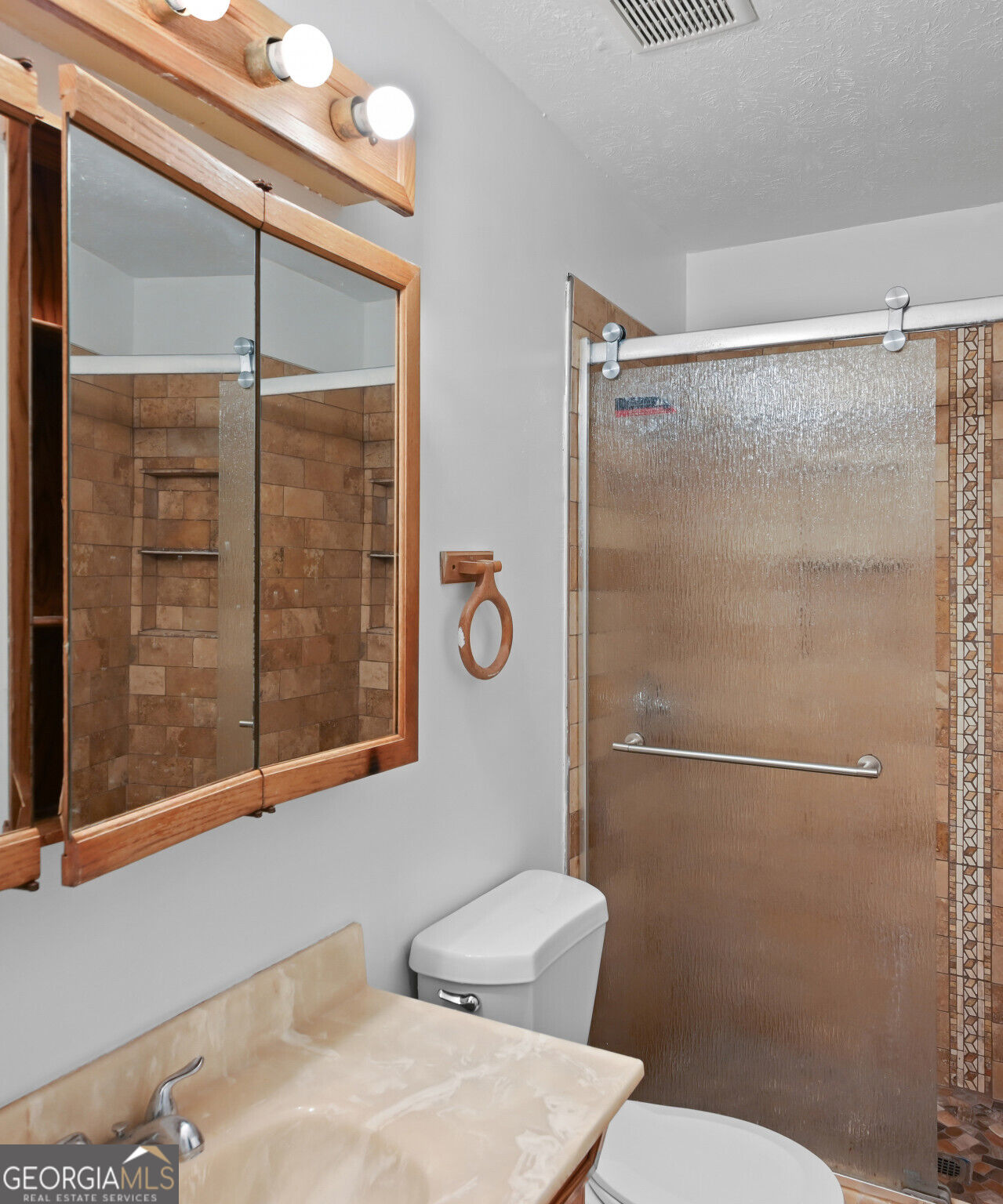 2933 E Howell Drive Property Photo 11