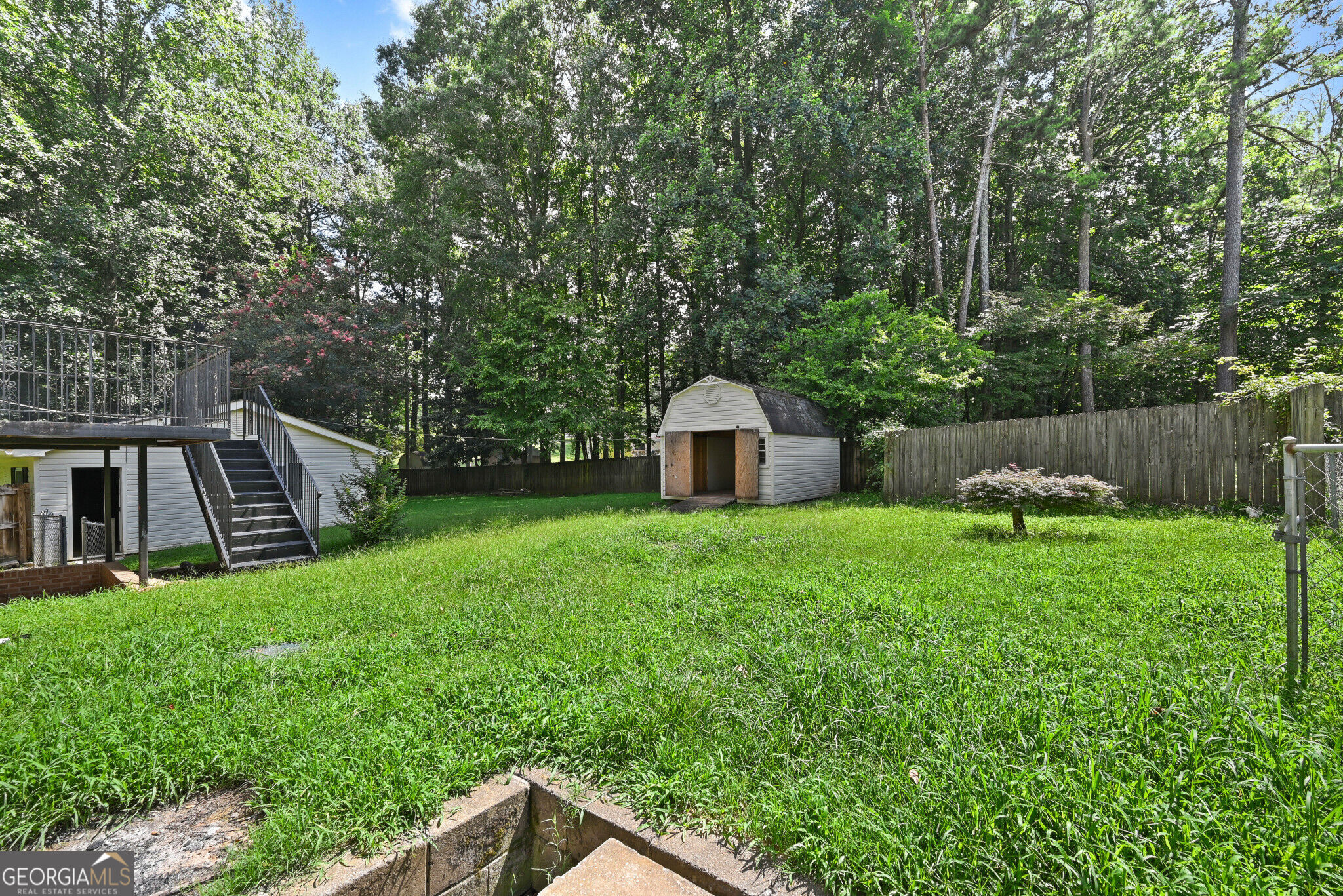 2933 E Howell Drive Property Photo 21