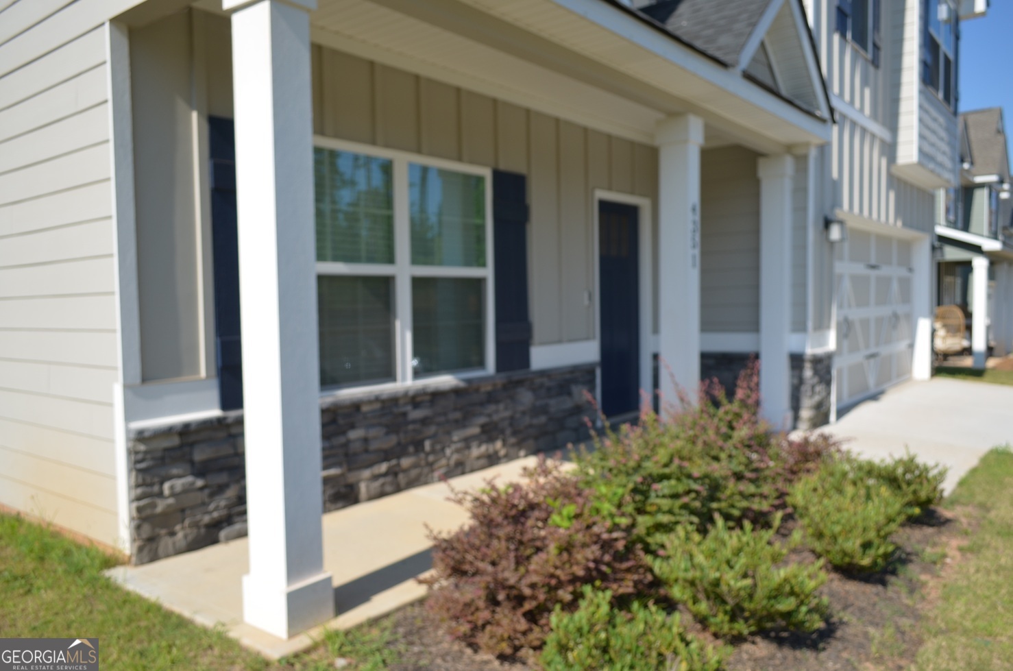 4351 Cornwall Drive Property Photo 3
