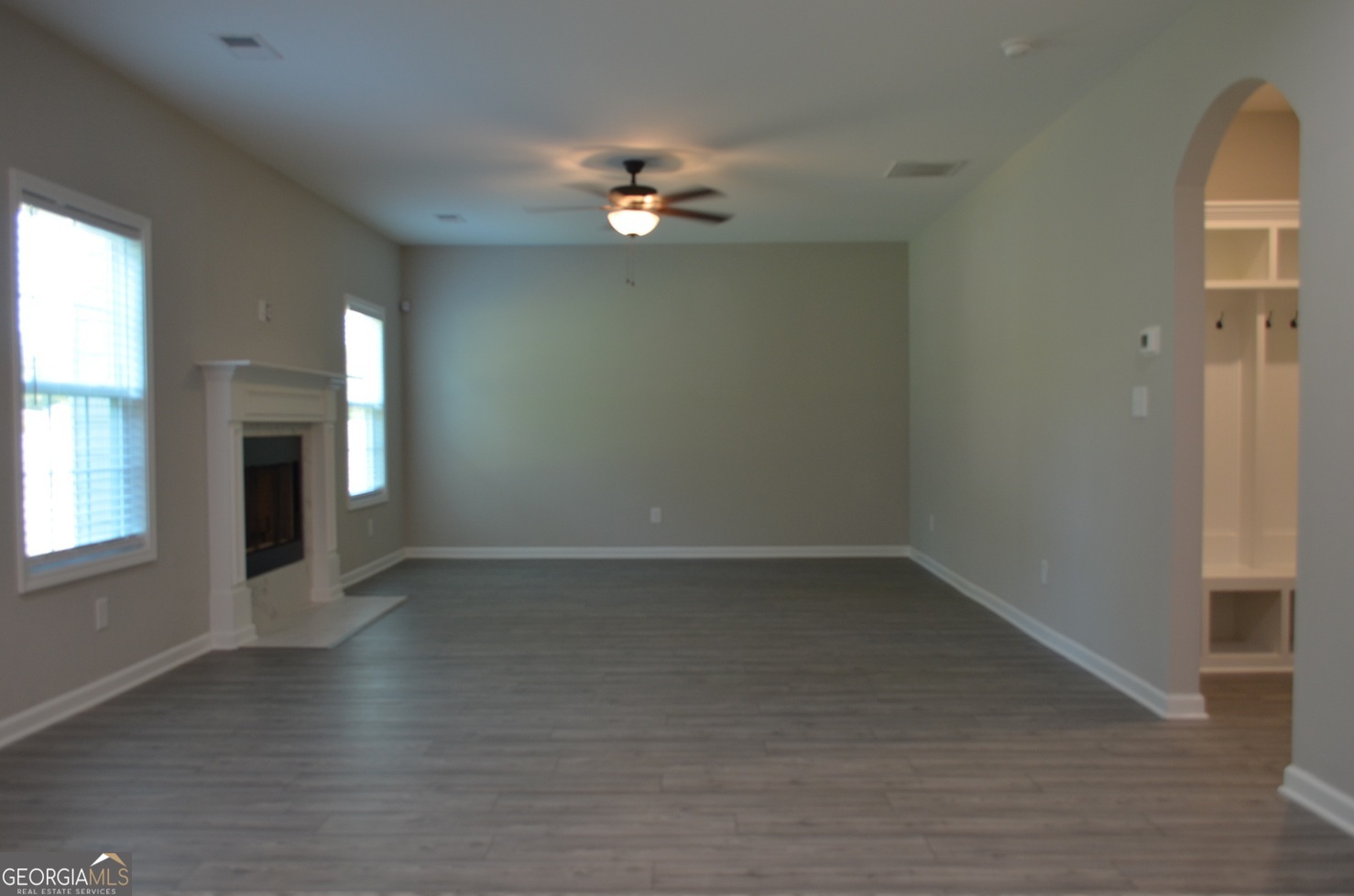 4351 Cornwall Drive Property Photo 6