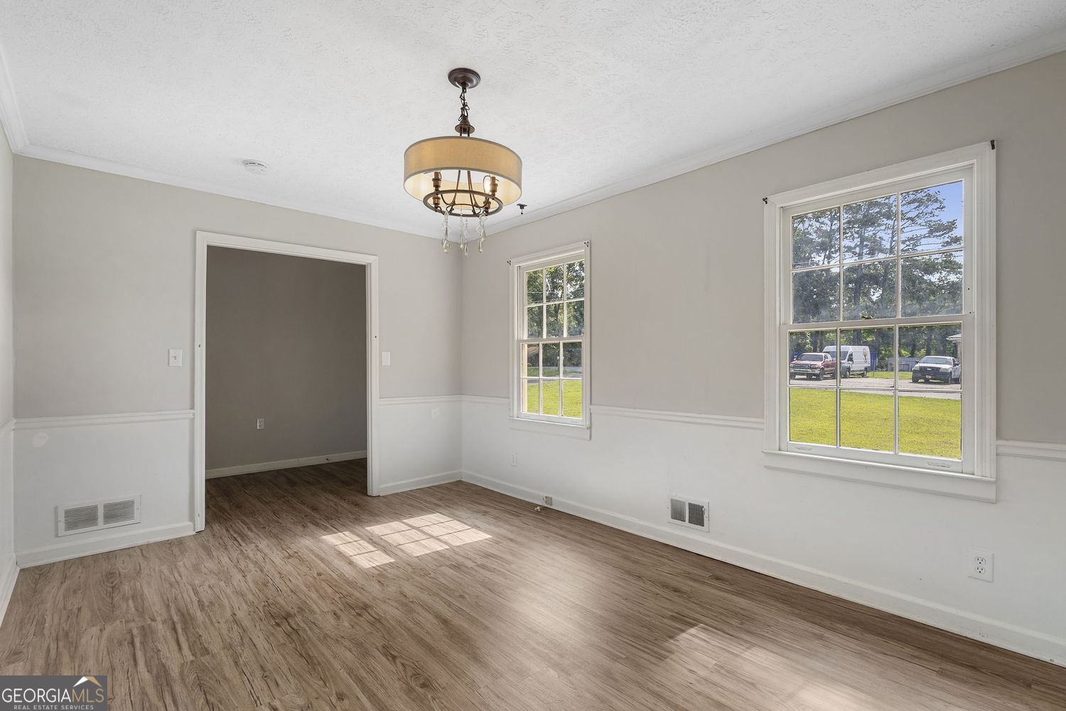 5525 Oak Grove Drive Property Photo 21