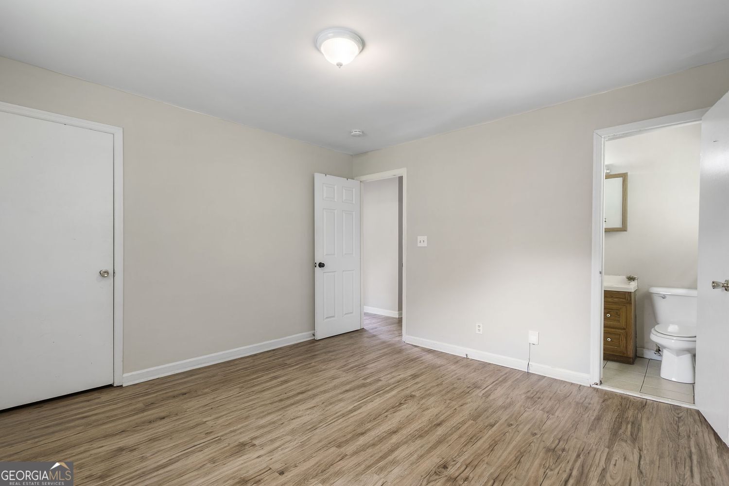 5525 Oak Grove Drive Property Photo 22