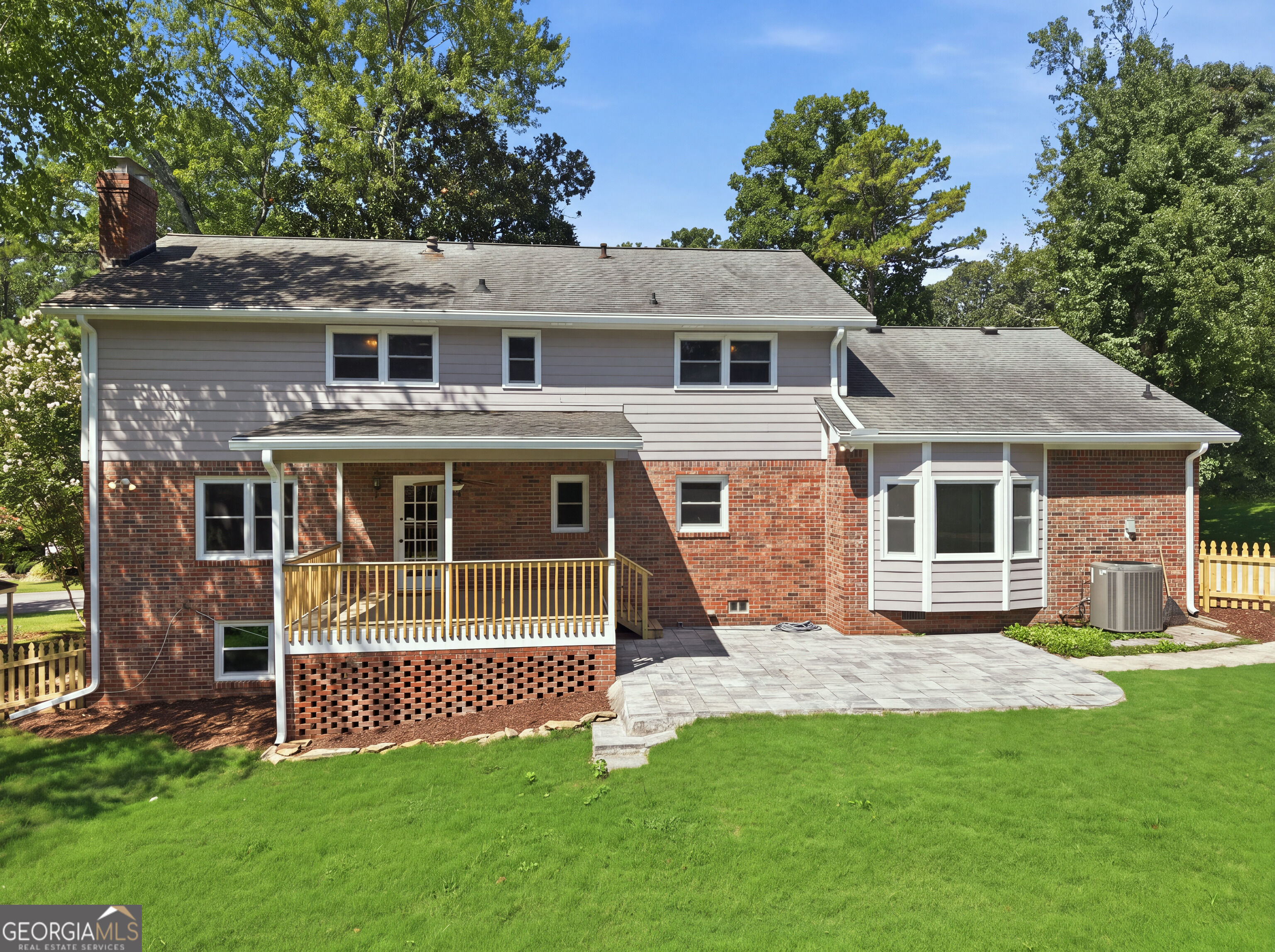 5157 Lakesprings Drive Property Photo 6