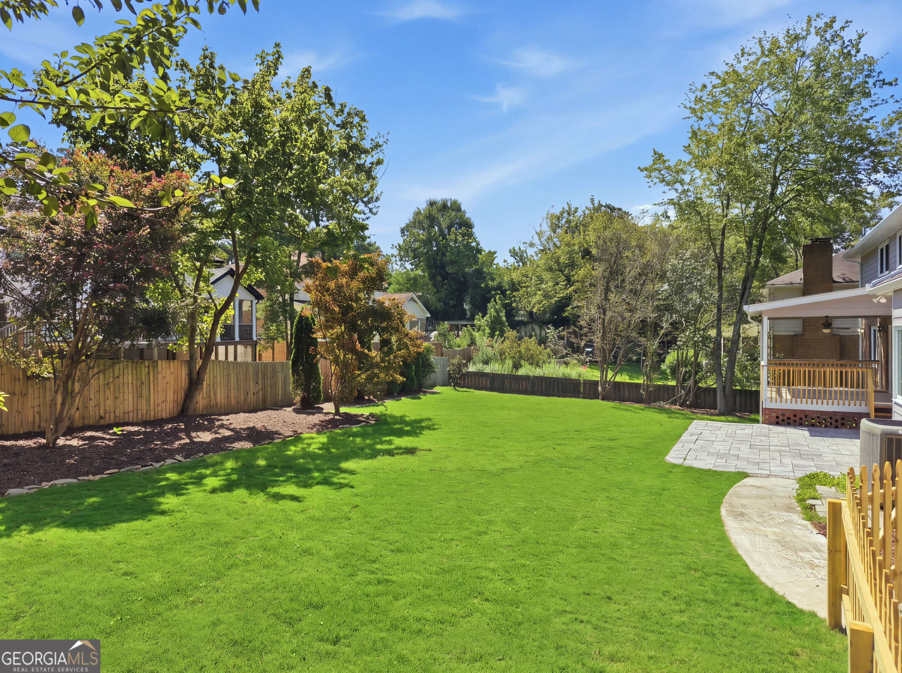 5157 Lakesprings Drive Property Photo 8