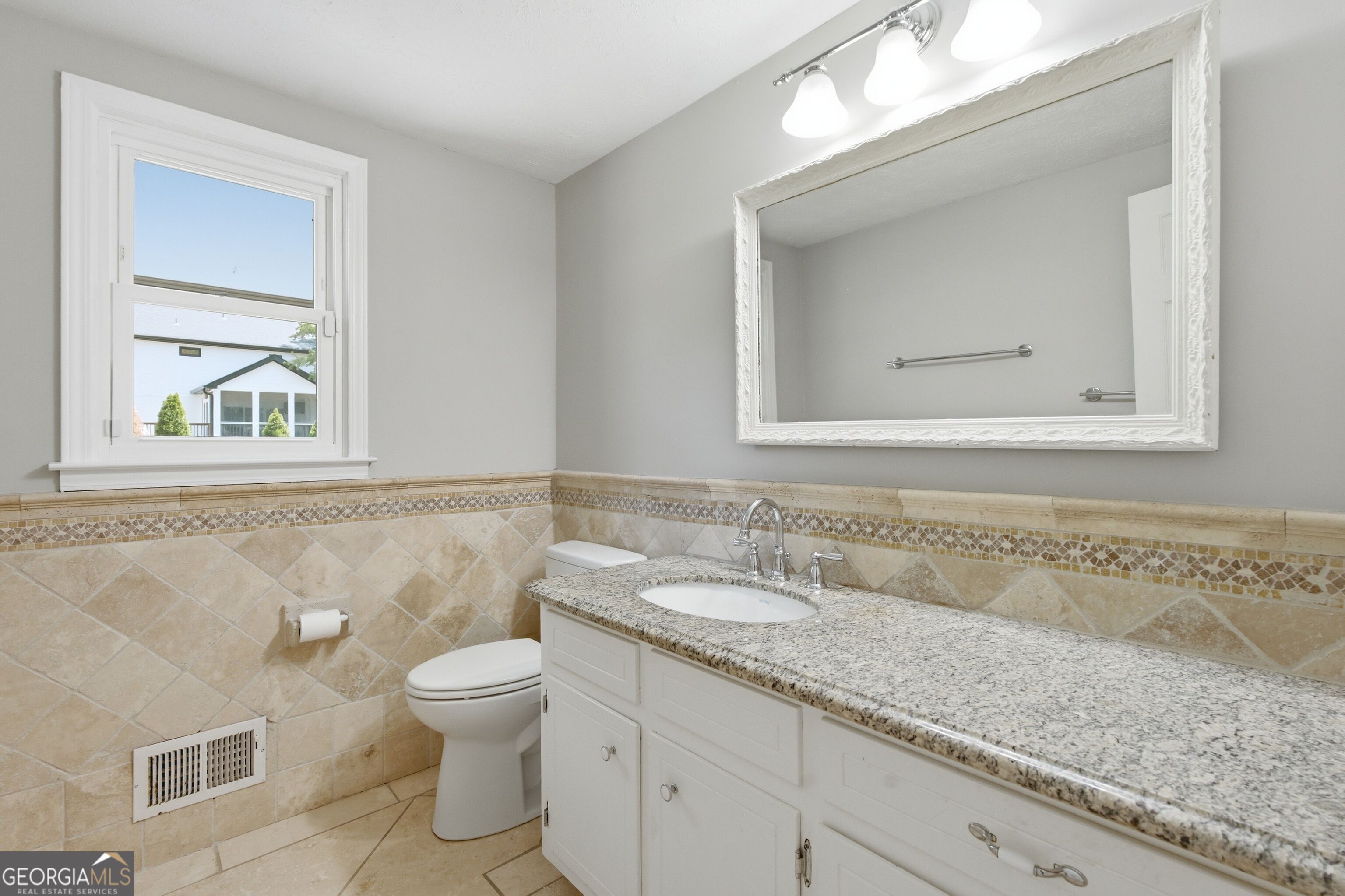 5157 Lakesprings Drive Property Photo 20