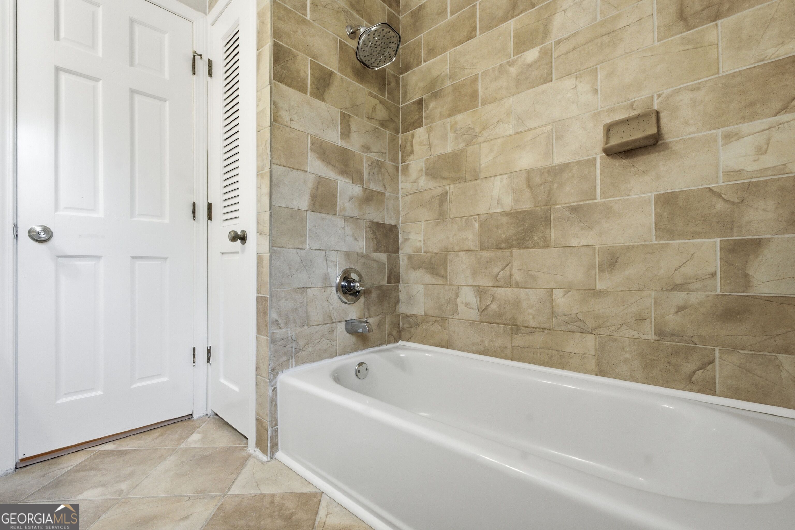 5157 Lakesprings Drive Property Photo 33