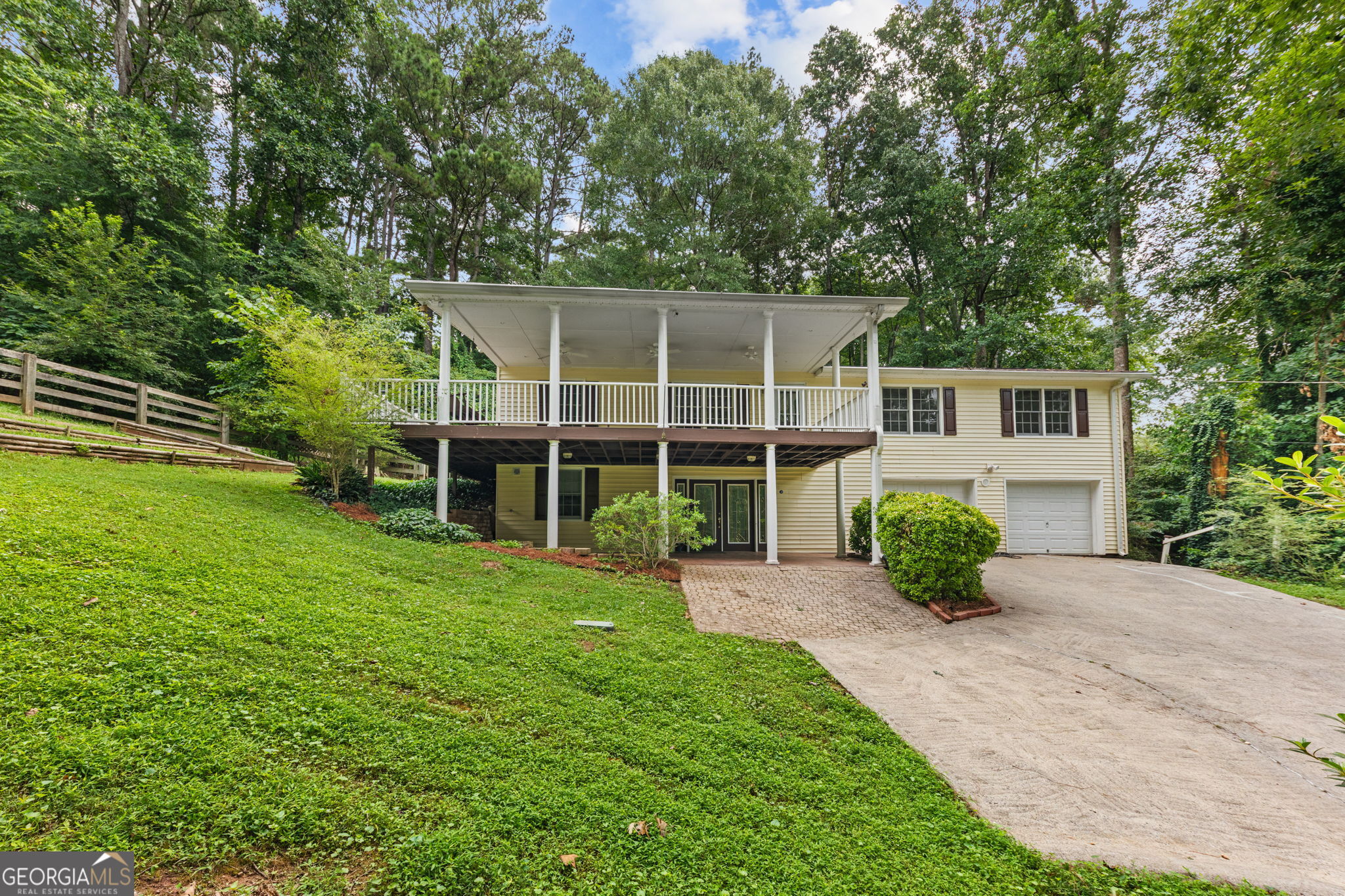 702 Osco Parkway Property Photo 1