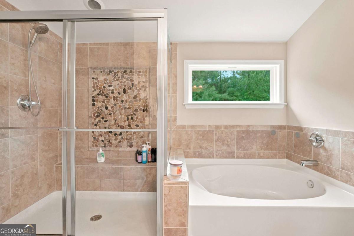 3965 Hemingway Drive Property Photo 41
