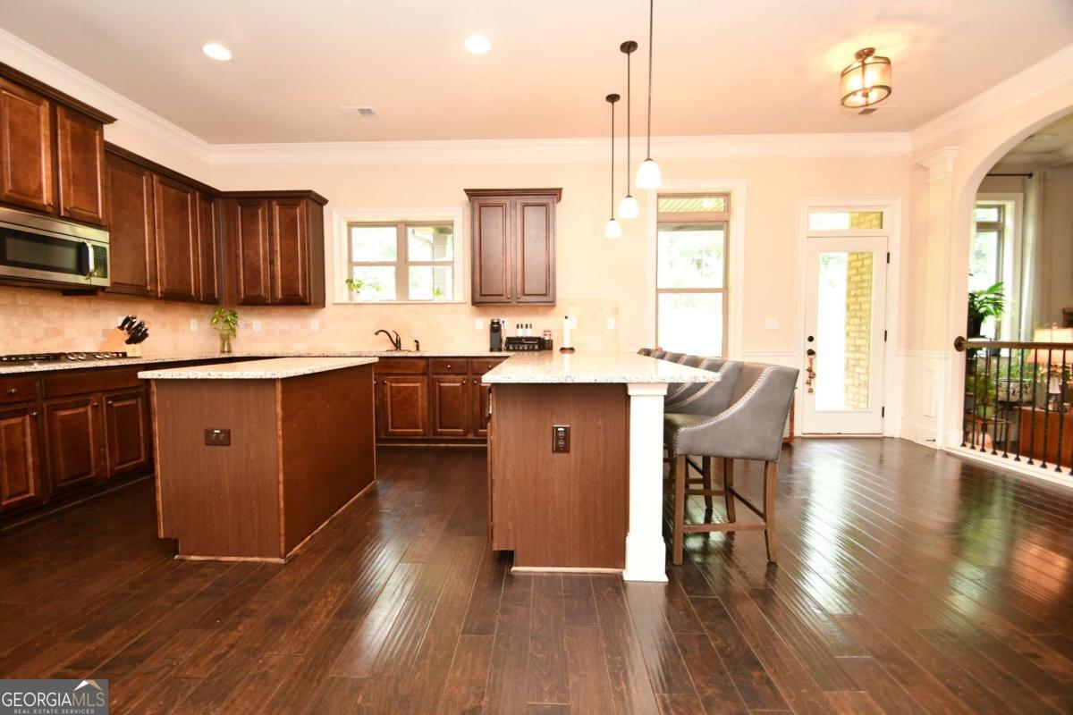 1140 Riverhill Drive Property Photo 8