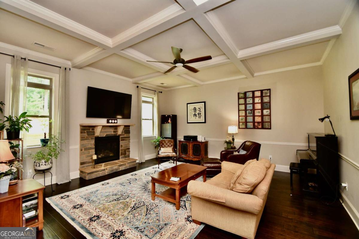 1140 Riverhill Drive Property Photo 13