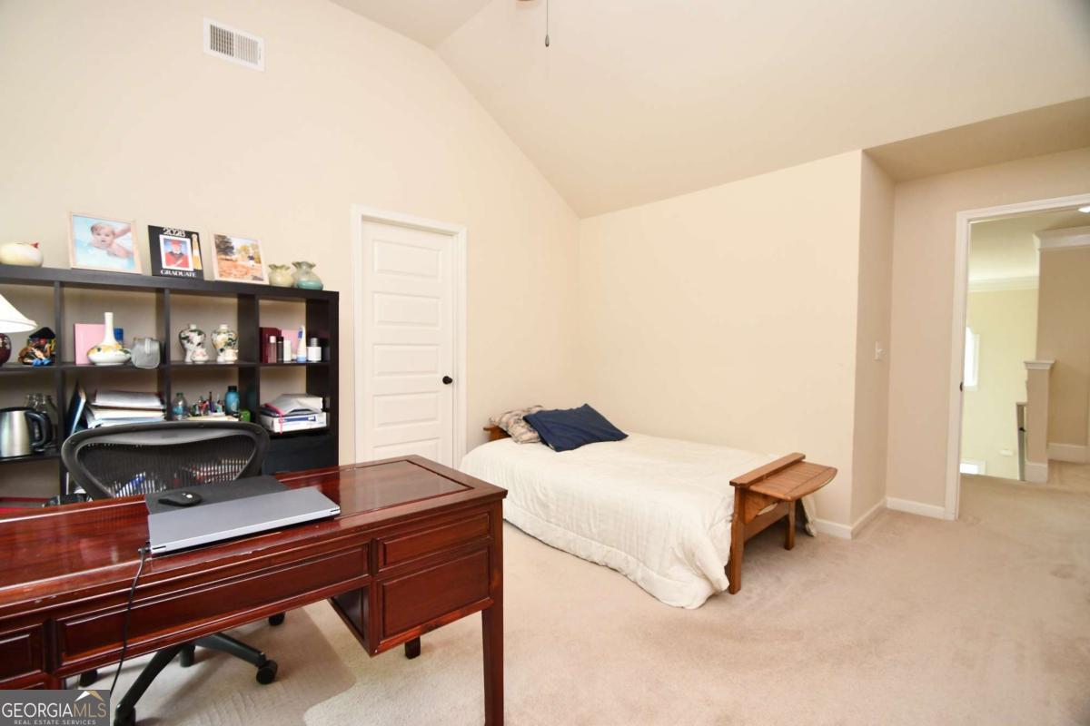 1140 Riverhill Drive Property Photo 36