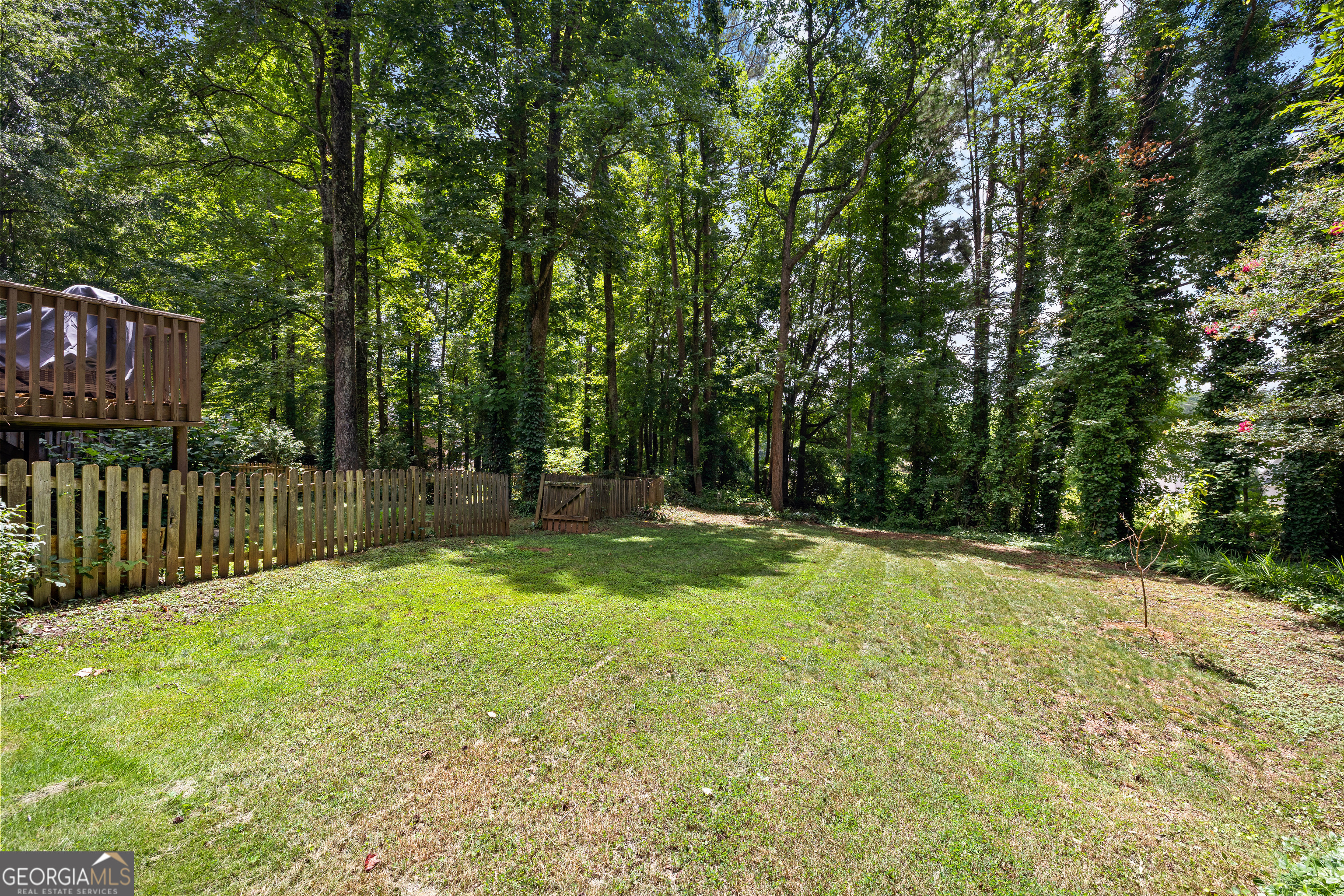 148 Springfield Drive Property Photo 5