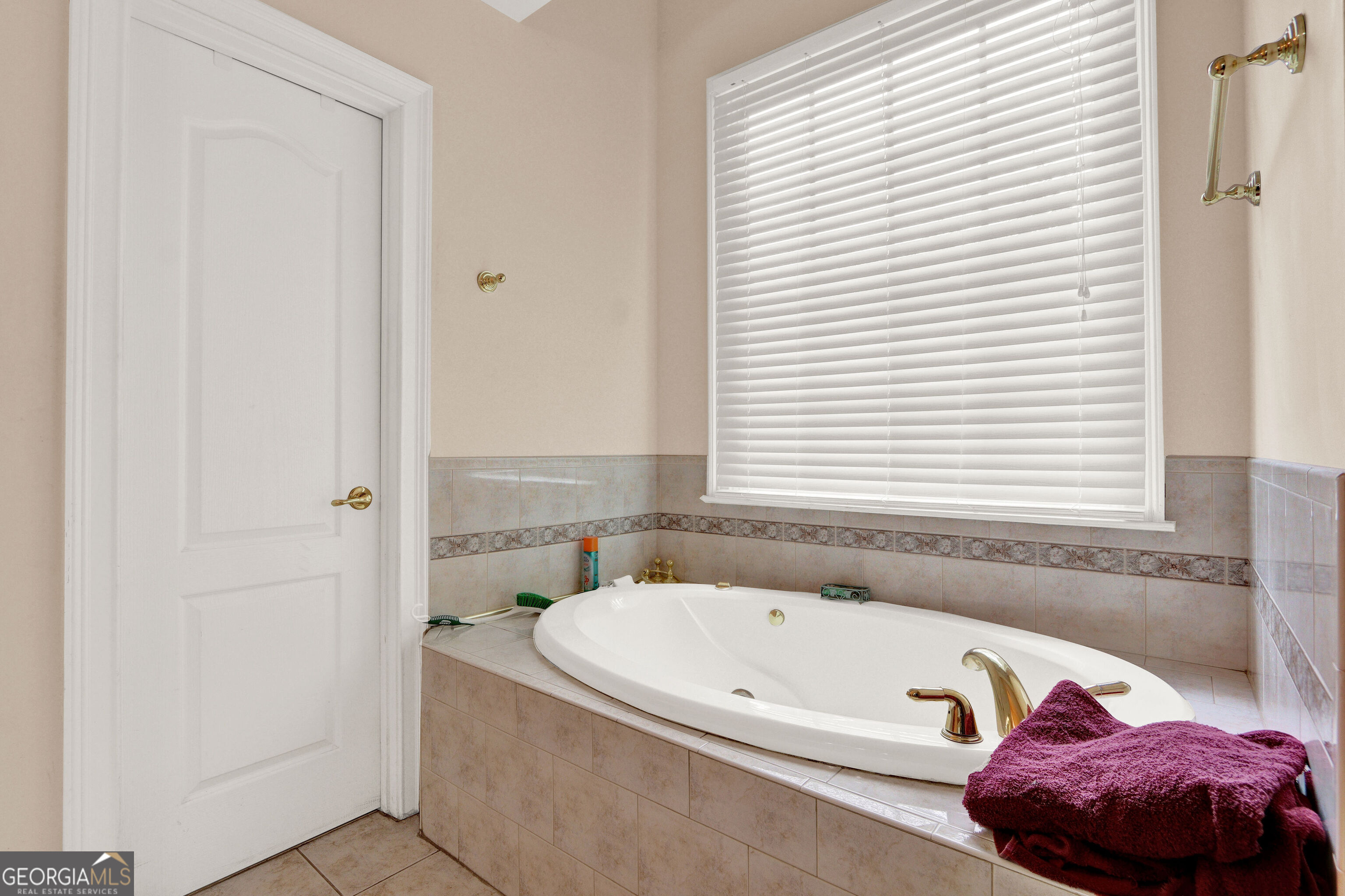 2195 Misty Oaks Drive Property Photo 13