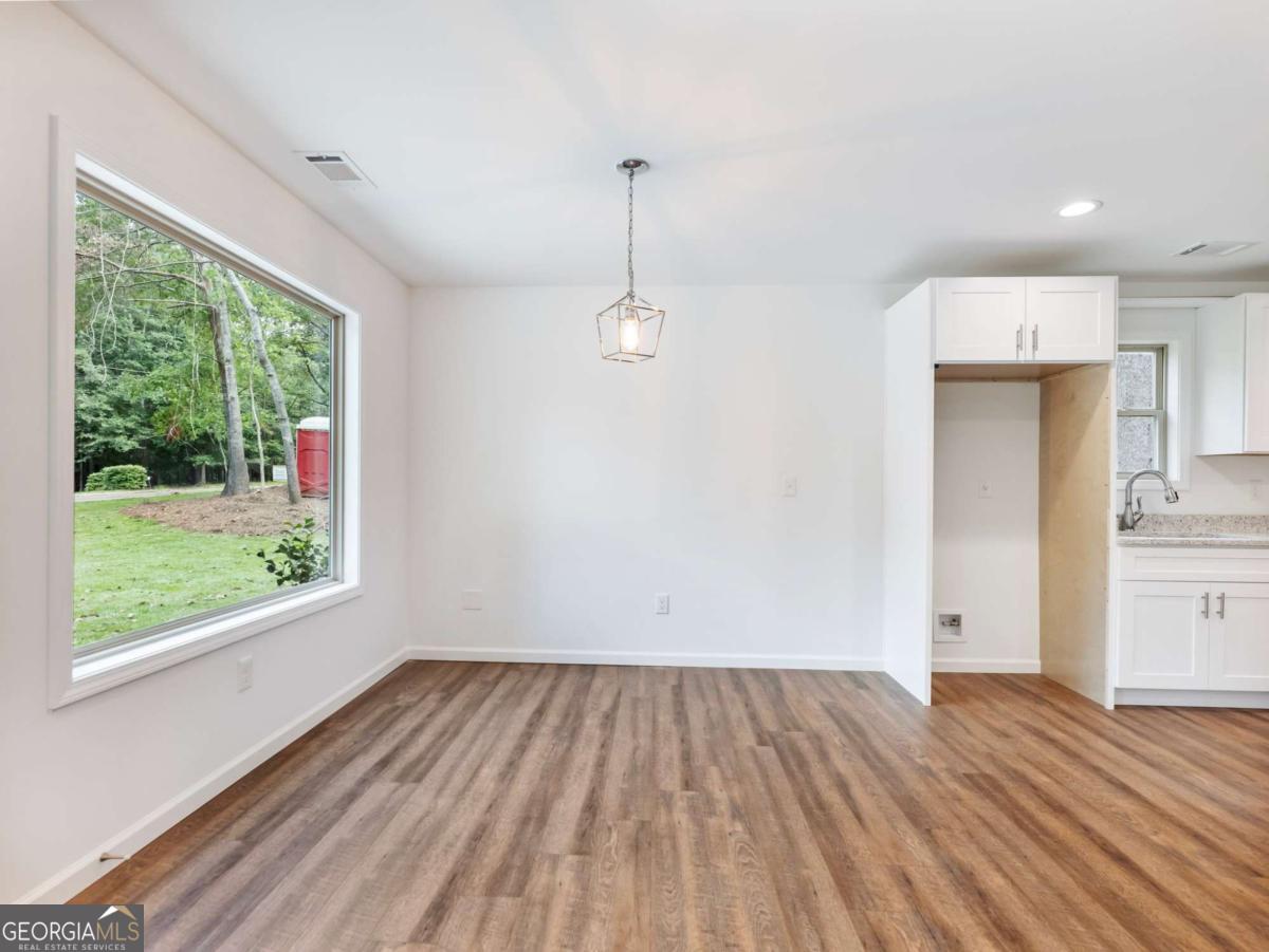 8083 Beachwood Drive Property Photo 7