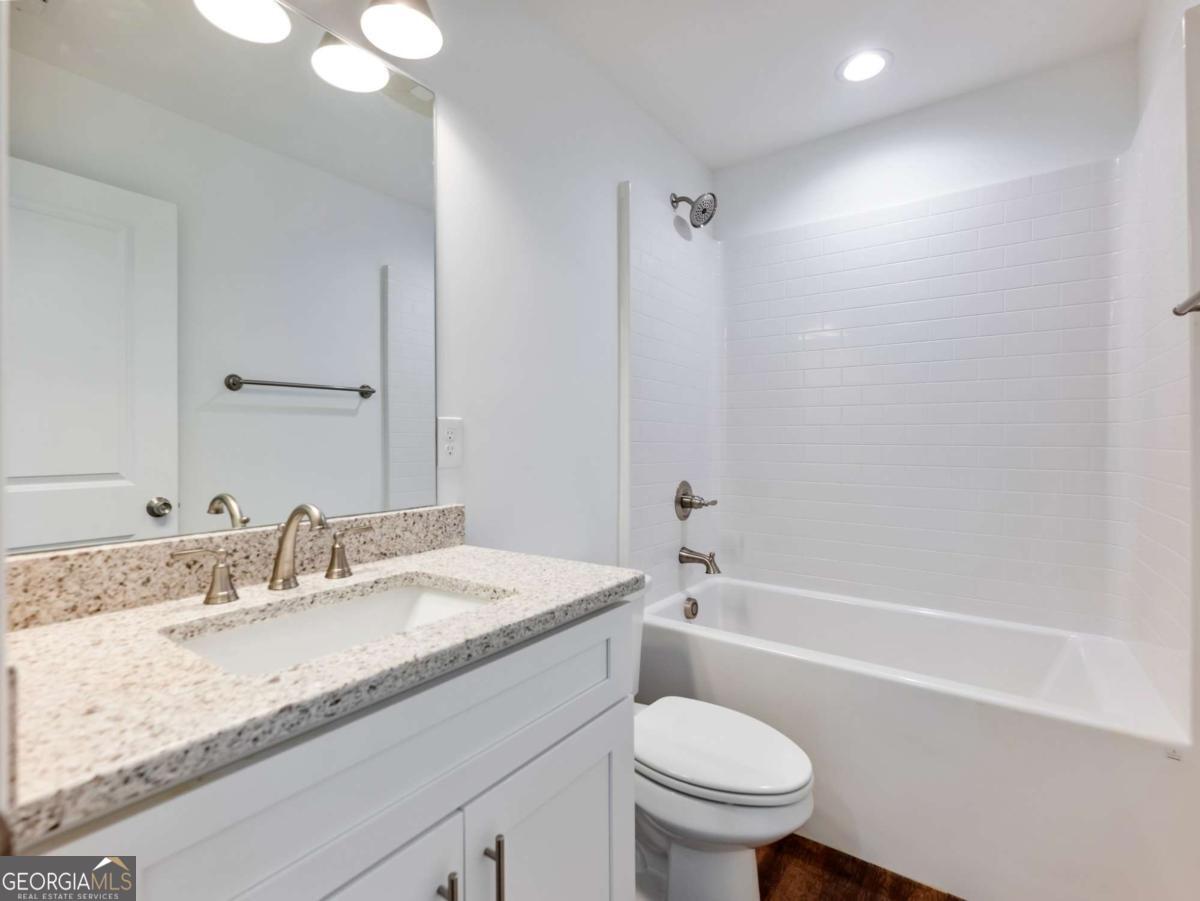 8083 Beachwood Drive Property Photo 15