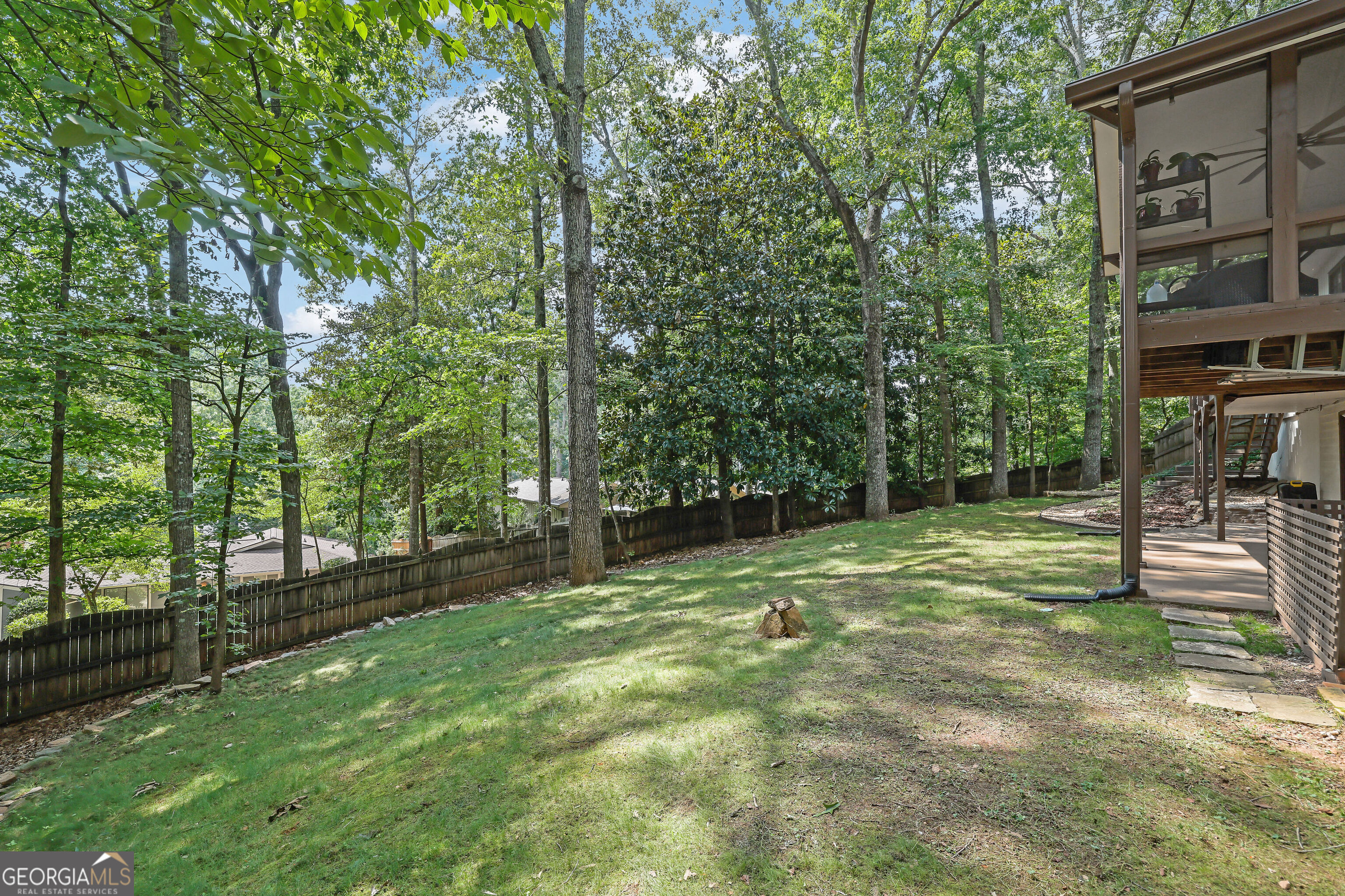 625 Meuse Way Property Photo 43