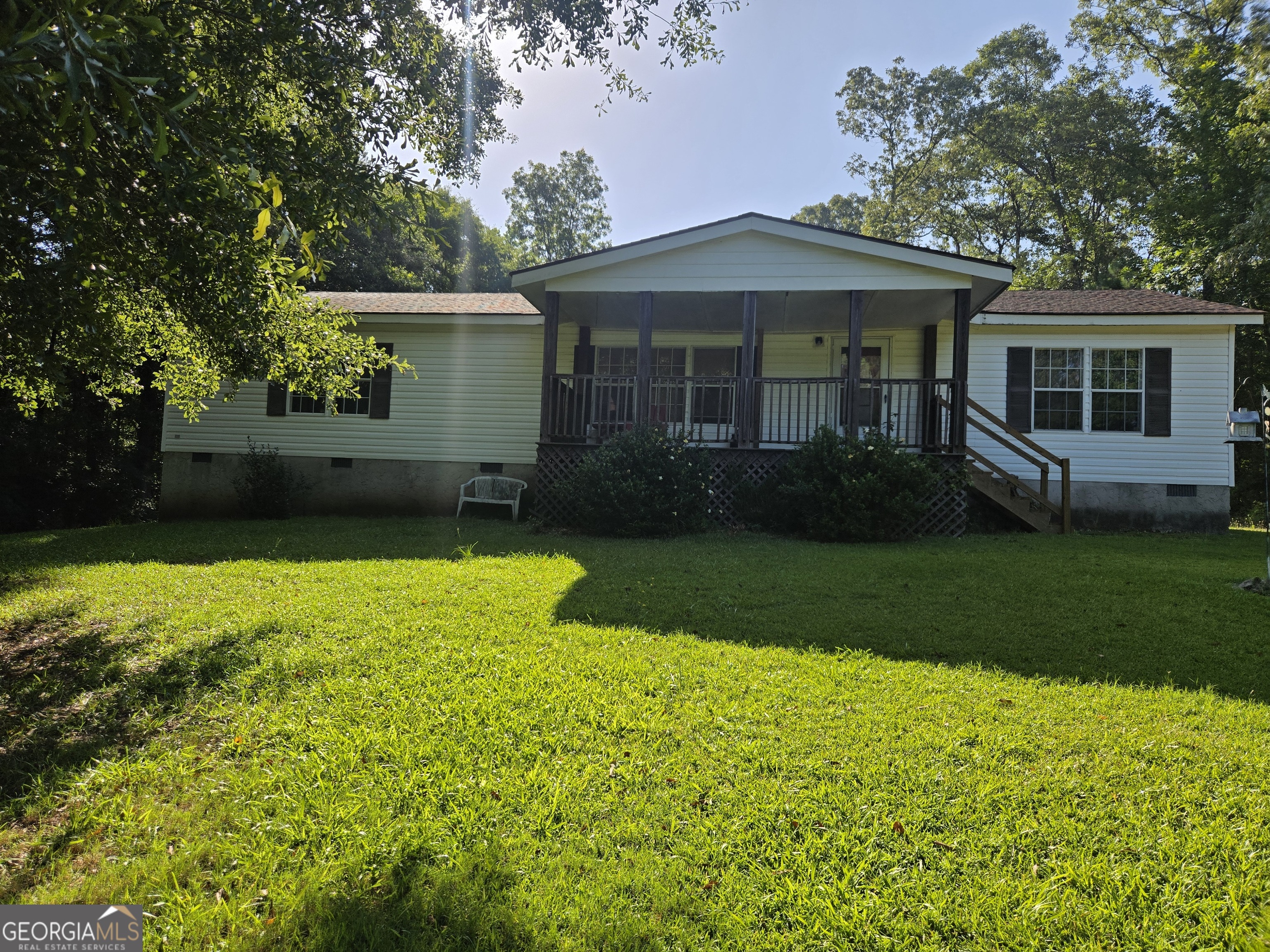 160 Shadowmore Drive Property Photo 1