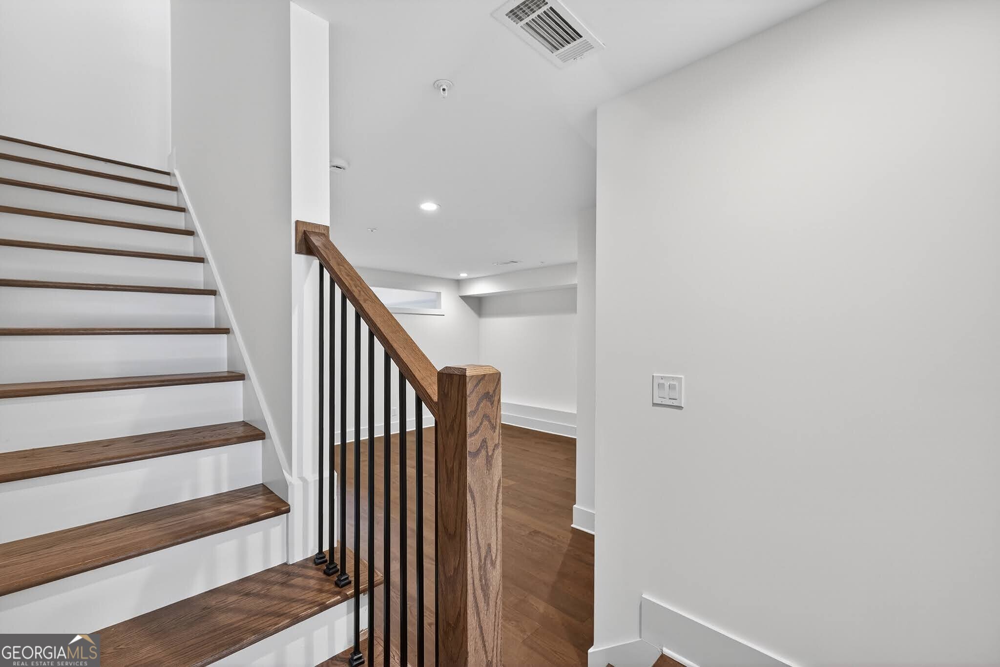 424 Cedar Dust Drive Property Photo 15