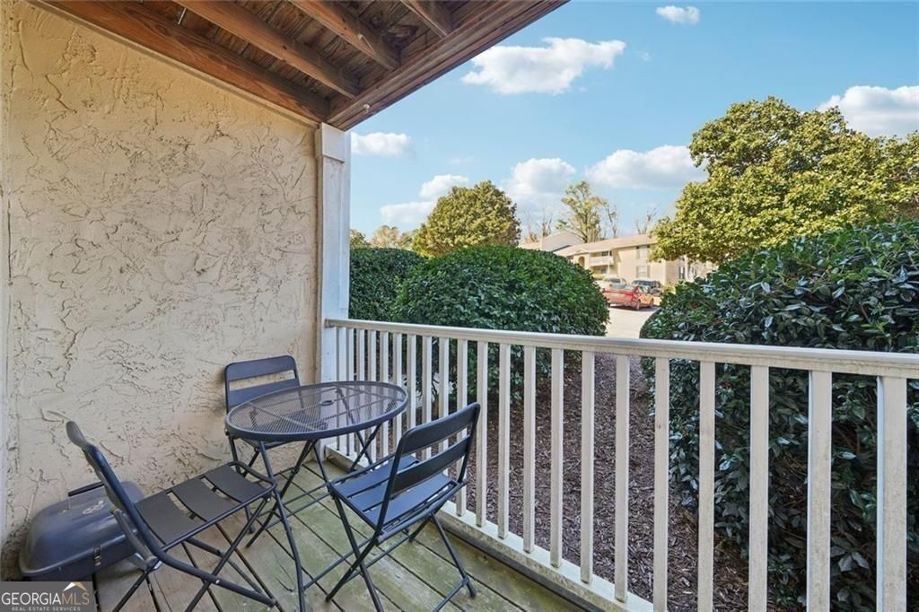 3115 Seven Pines Court # 207 Property Photo 11