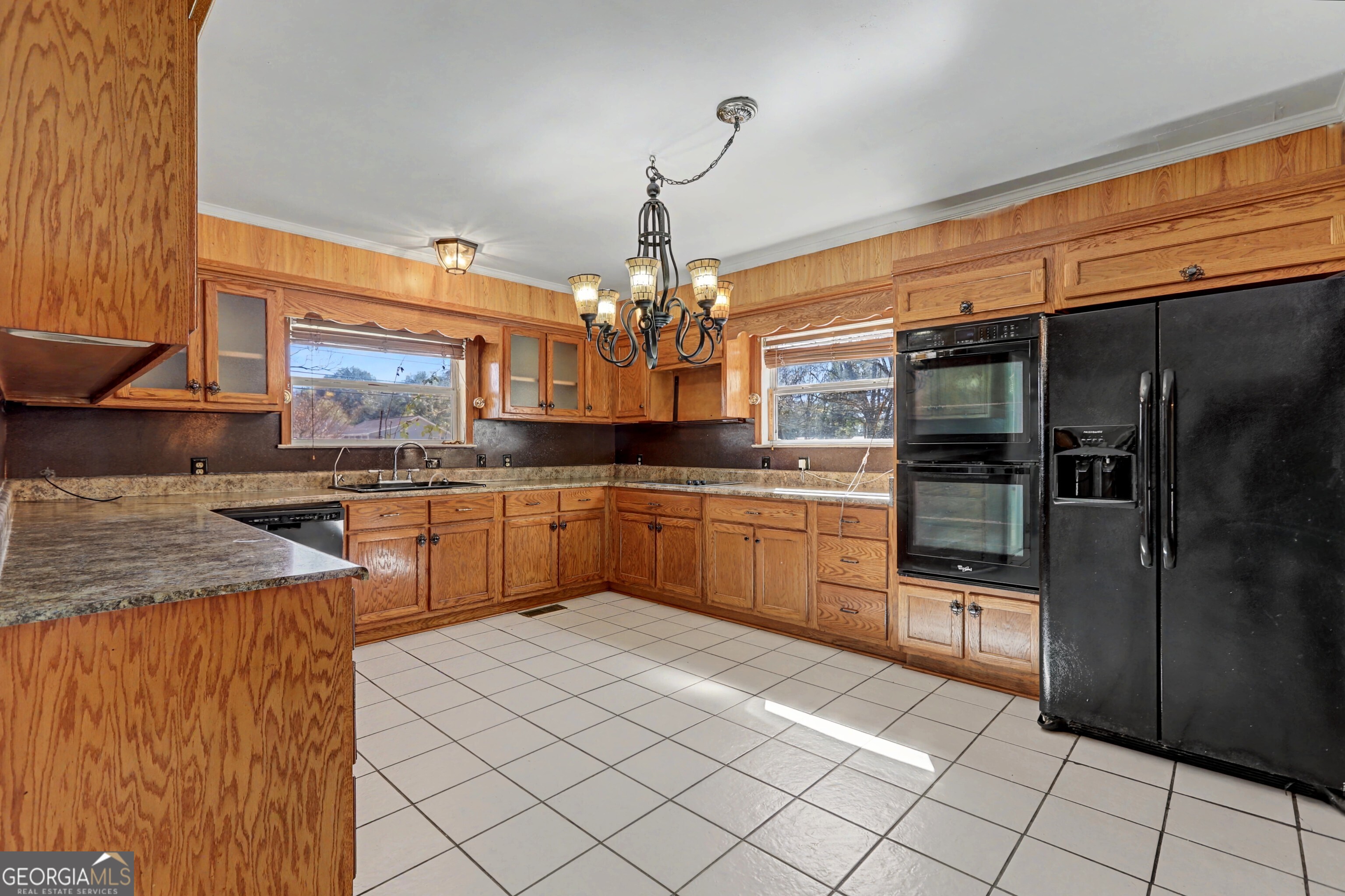 1708 Armory Drive Property Photo 6