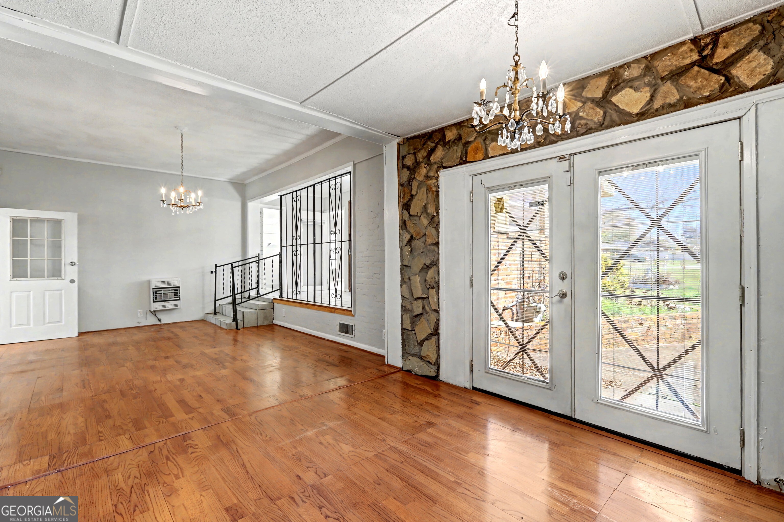 1708 Armory Drive Property Photo 11