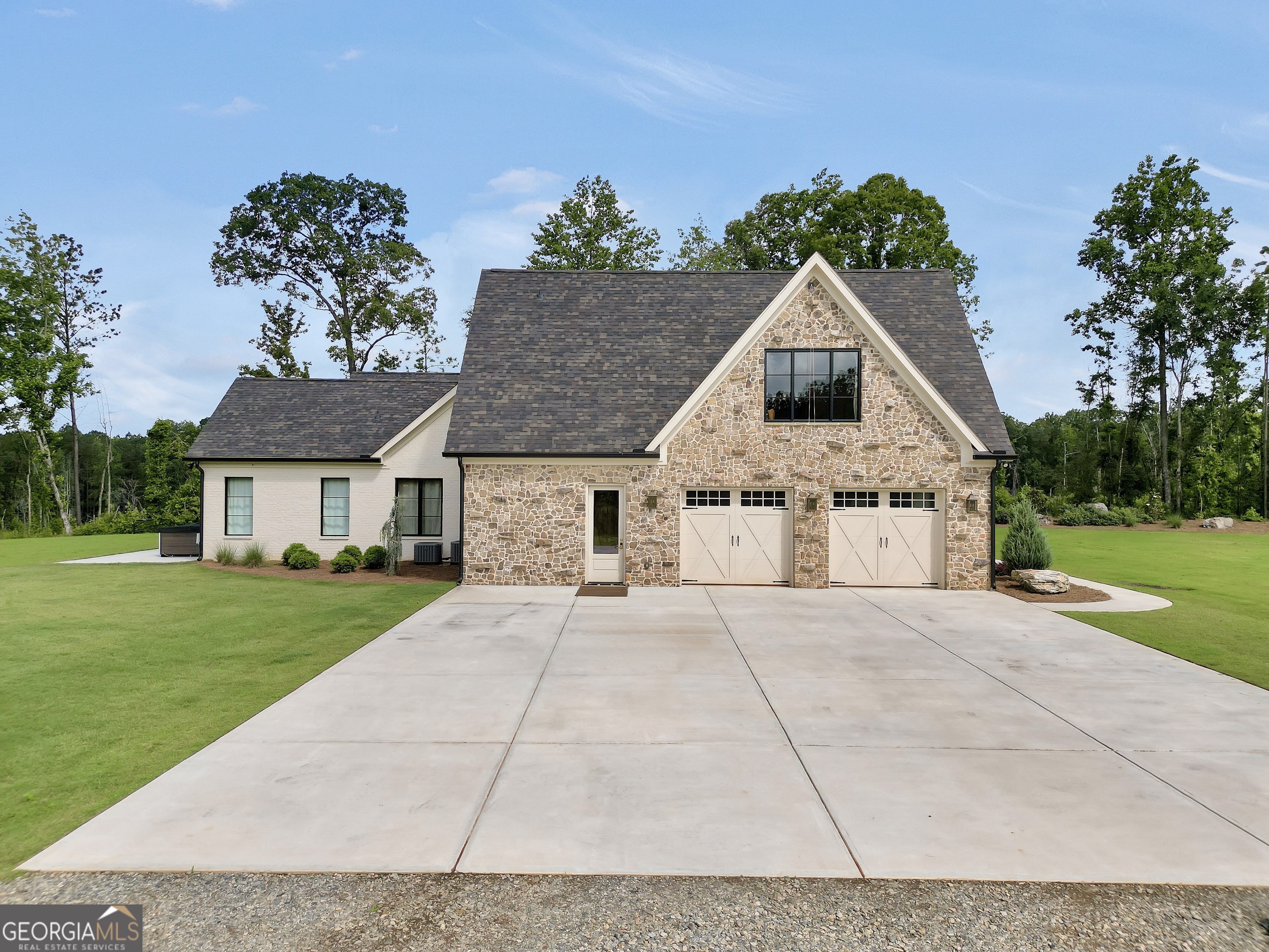 5700 Goolsby Road Property Photo 13