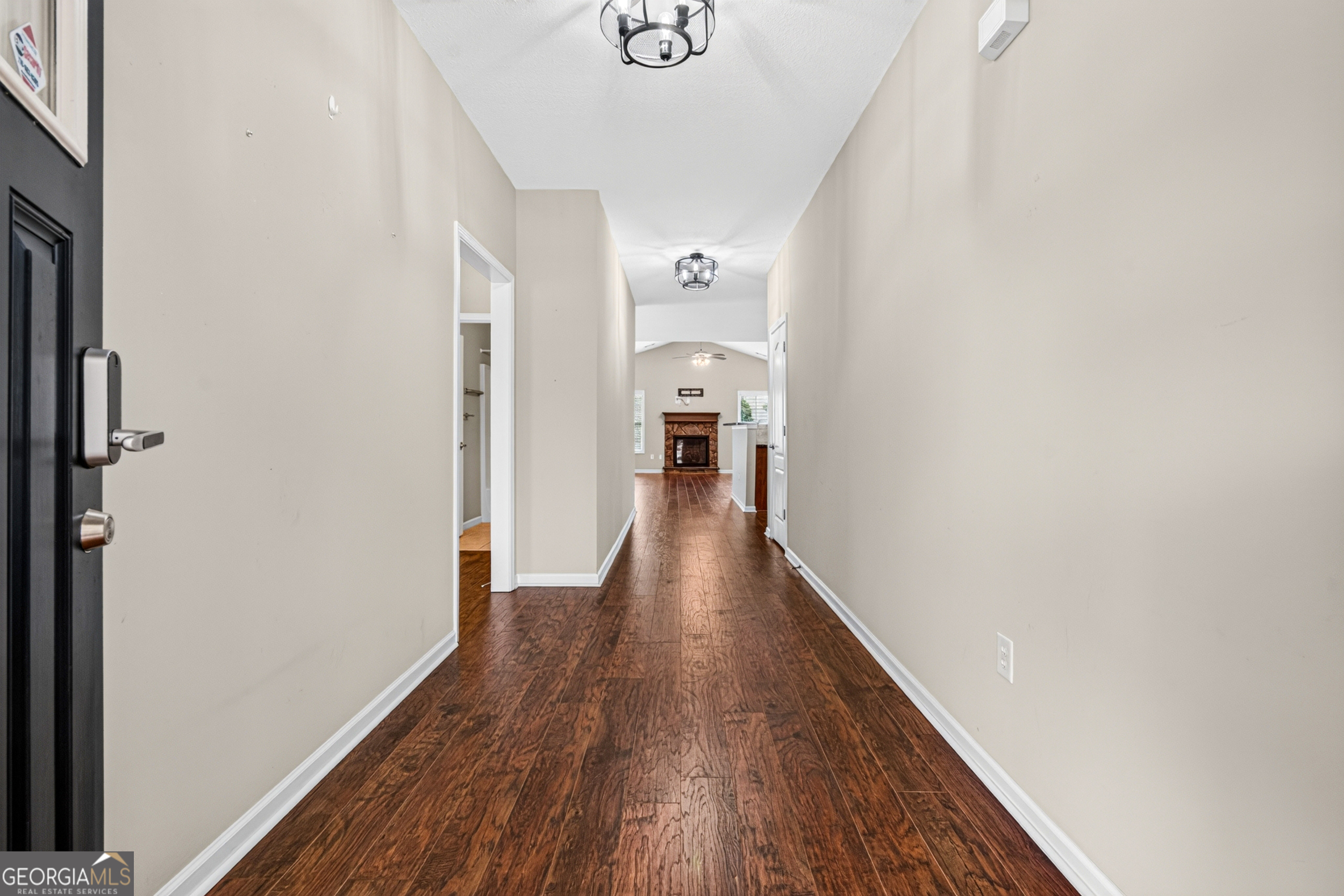 305 Victory Circle Property Photo 3
