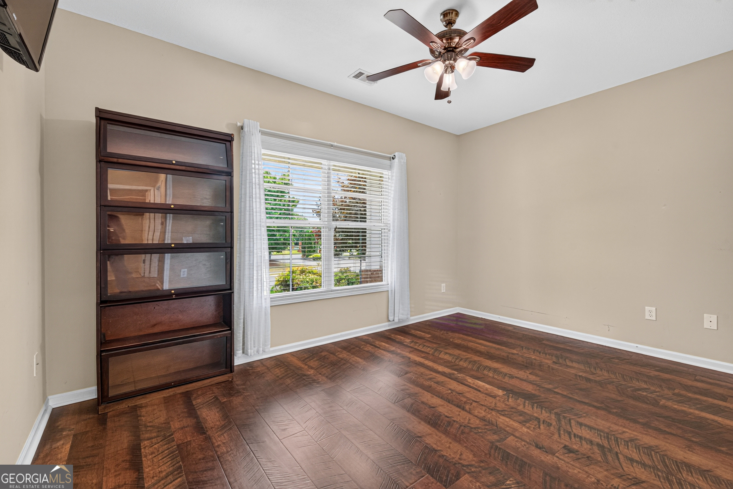 305 Victory Circle Property Photo 4