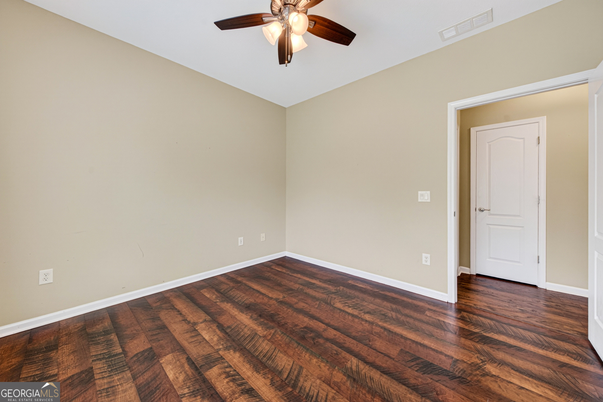 305 Victory Circle Property Photo 8