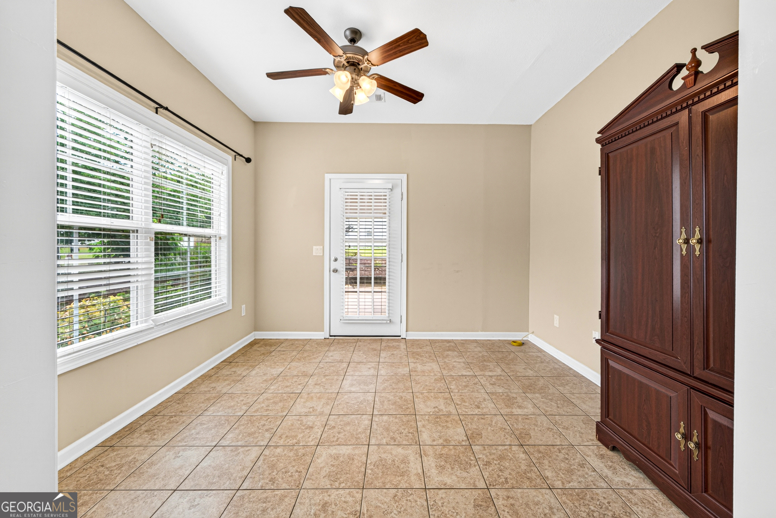 305 Victory Circle Property Photo 13