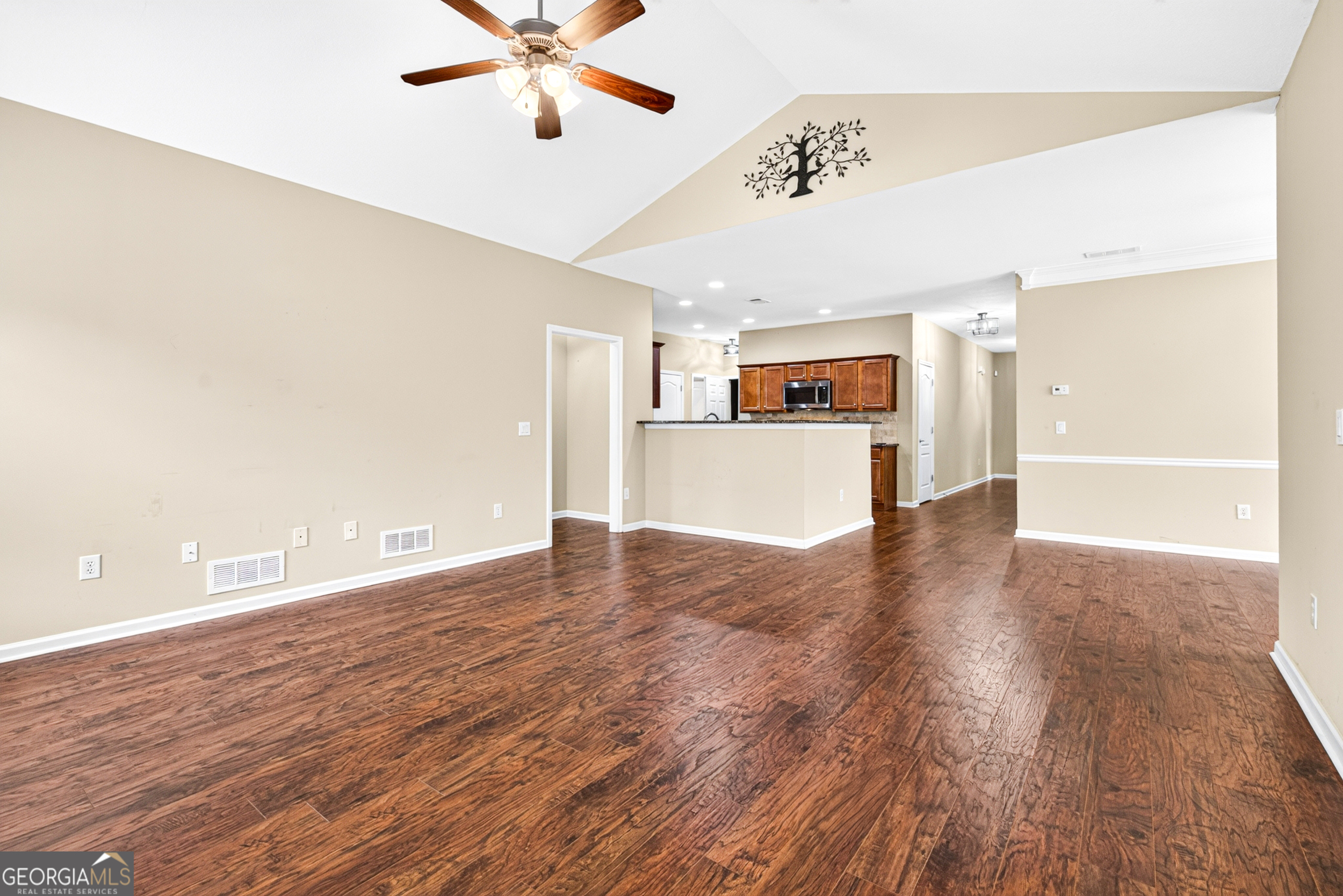 305 Victory Circle Property Photo 16