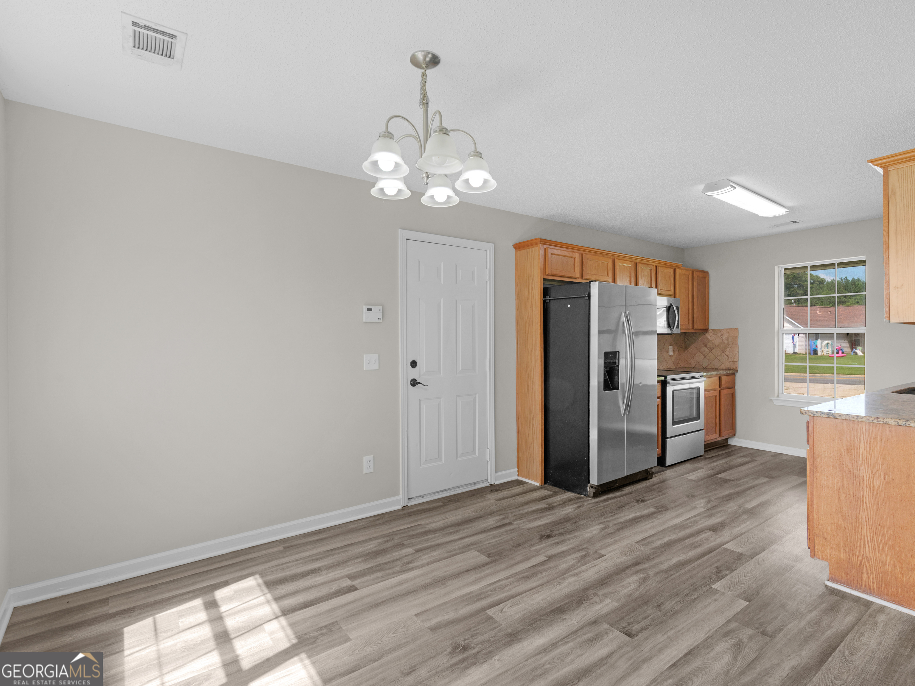 360 Regal Road Property Photo 8