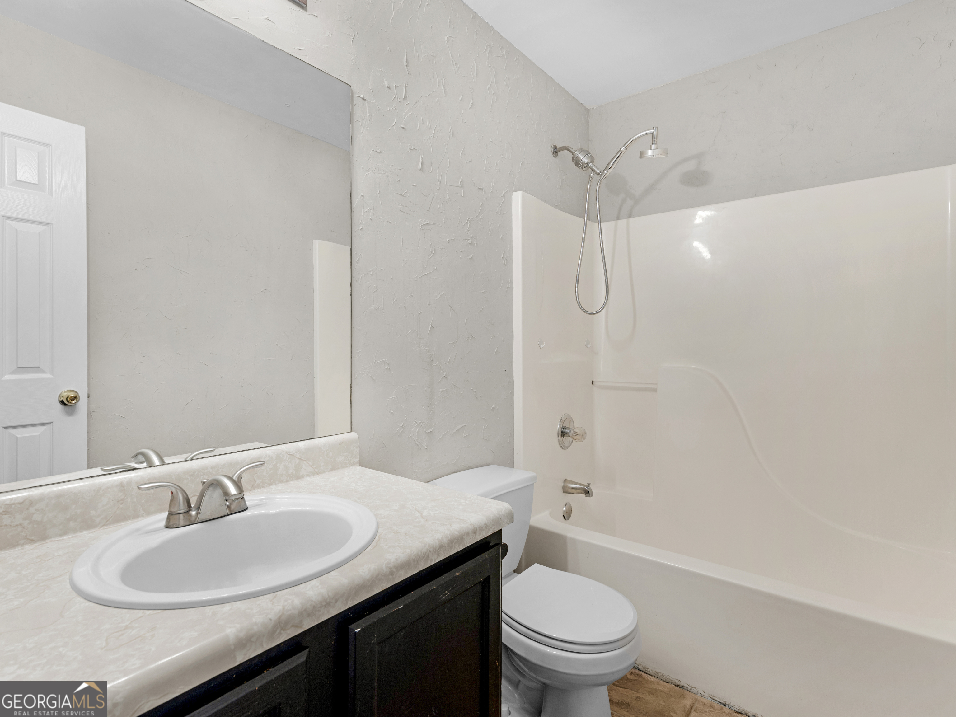 360 Regal Road Property Photo 16