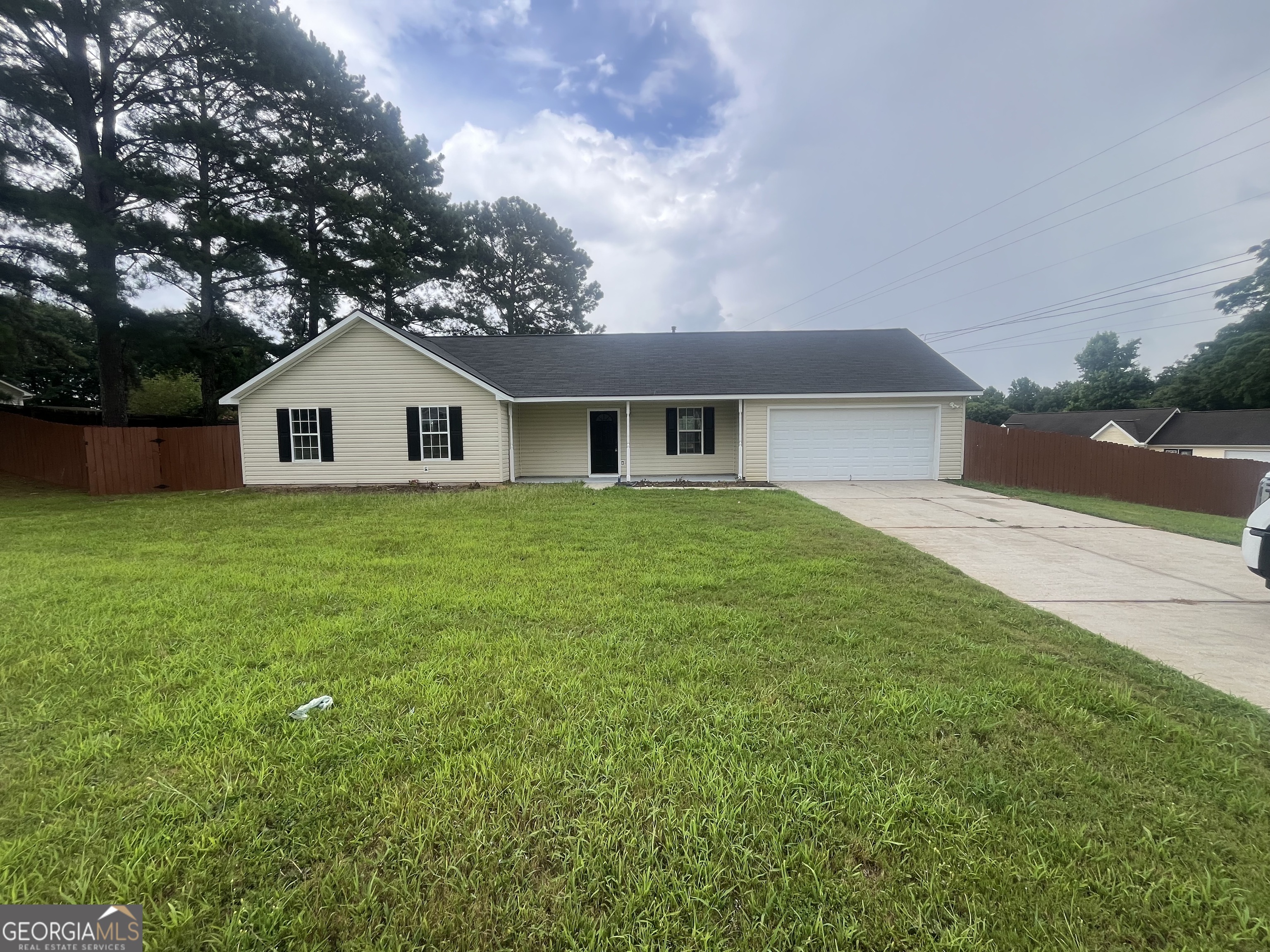360 Regal Road Property Photo 29