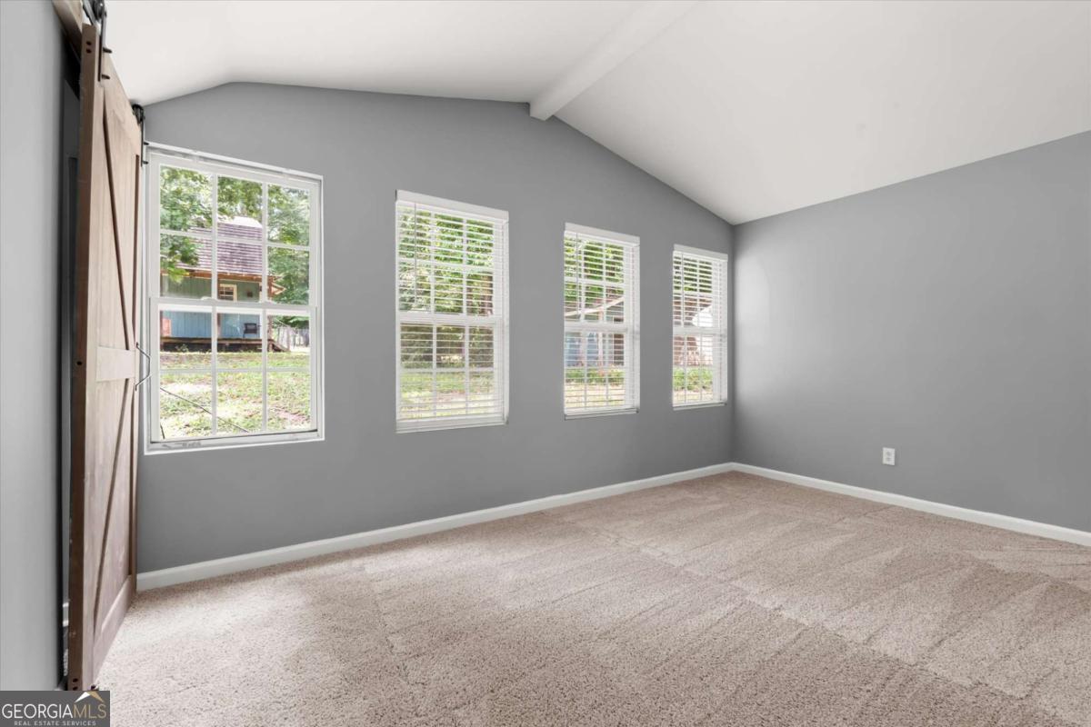 5015 Logans Run Property Photo 19