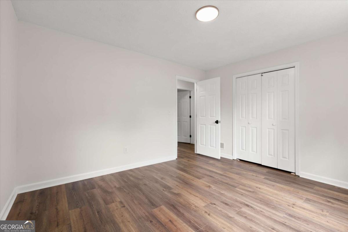 5015 Logans Run Property Photo 32