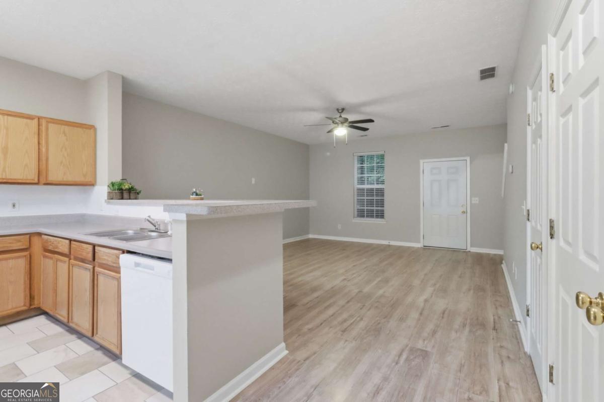 1708 Camden Forrest Trail Property Photo 5