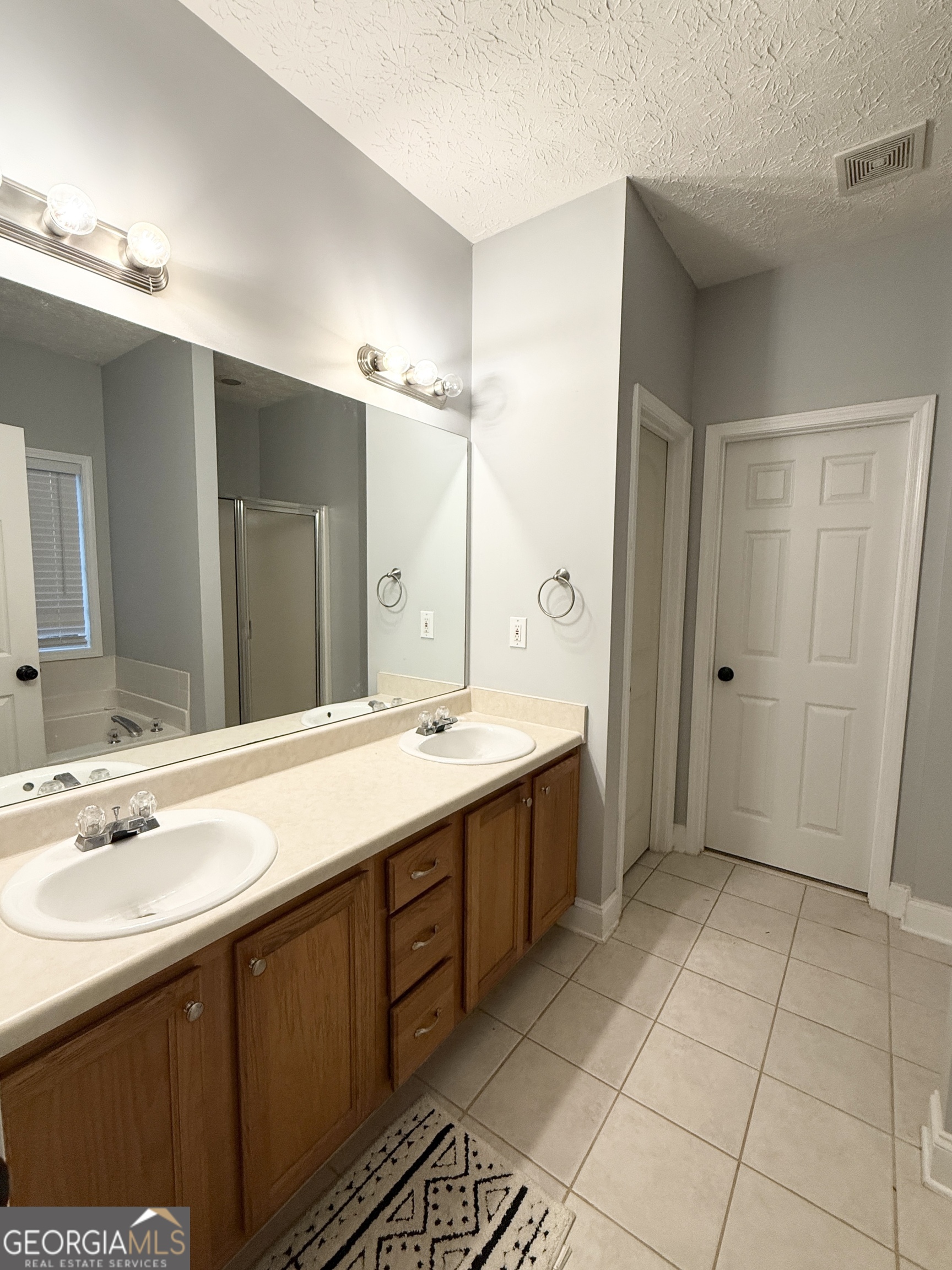 158 River Park Circle Property Photo 3