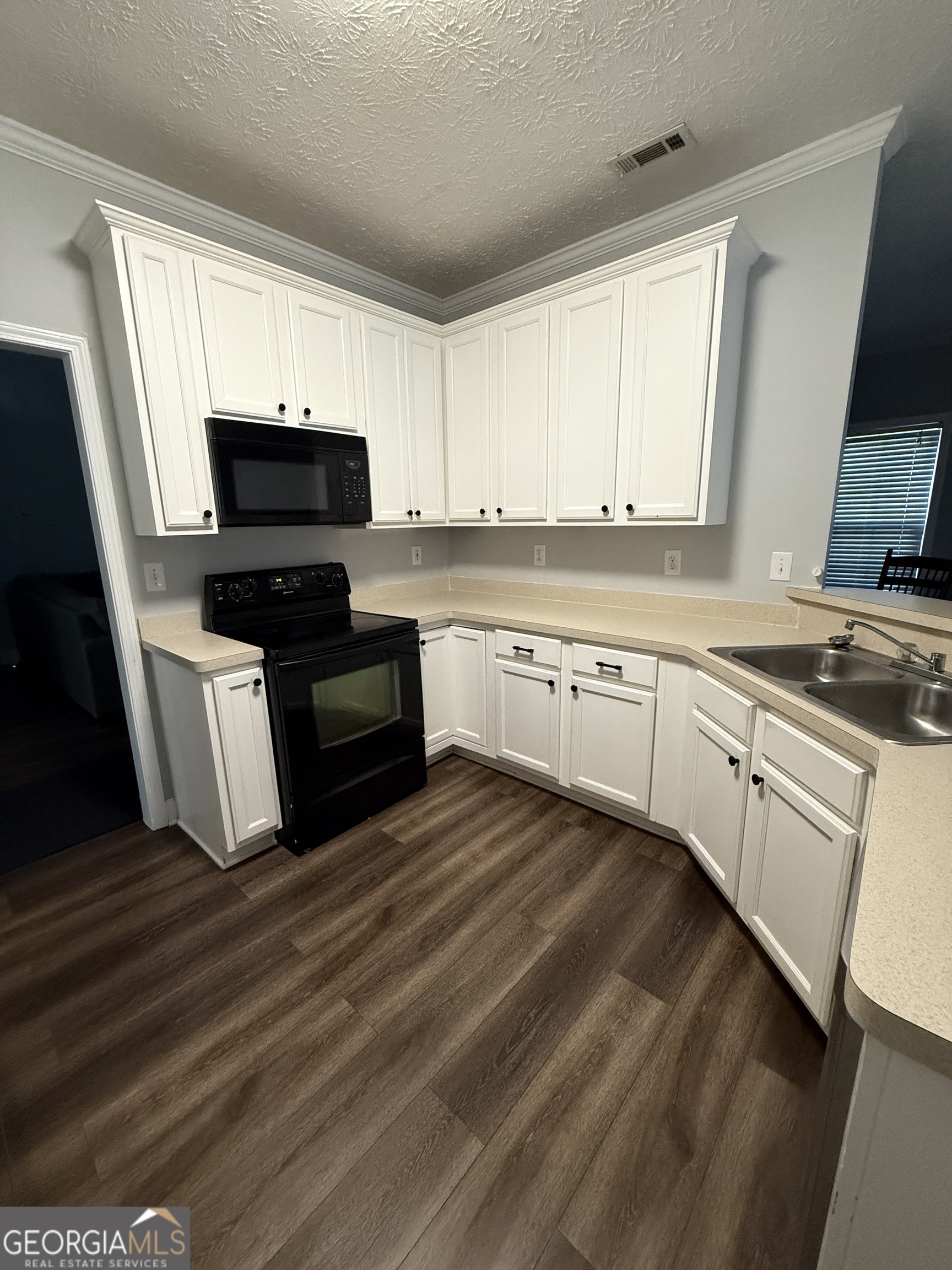 158 River Park Circle Property Photo 8
