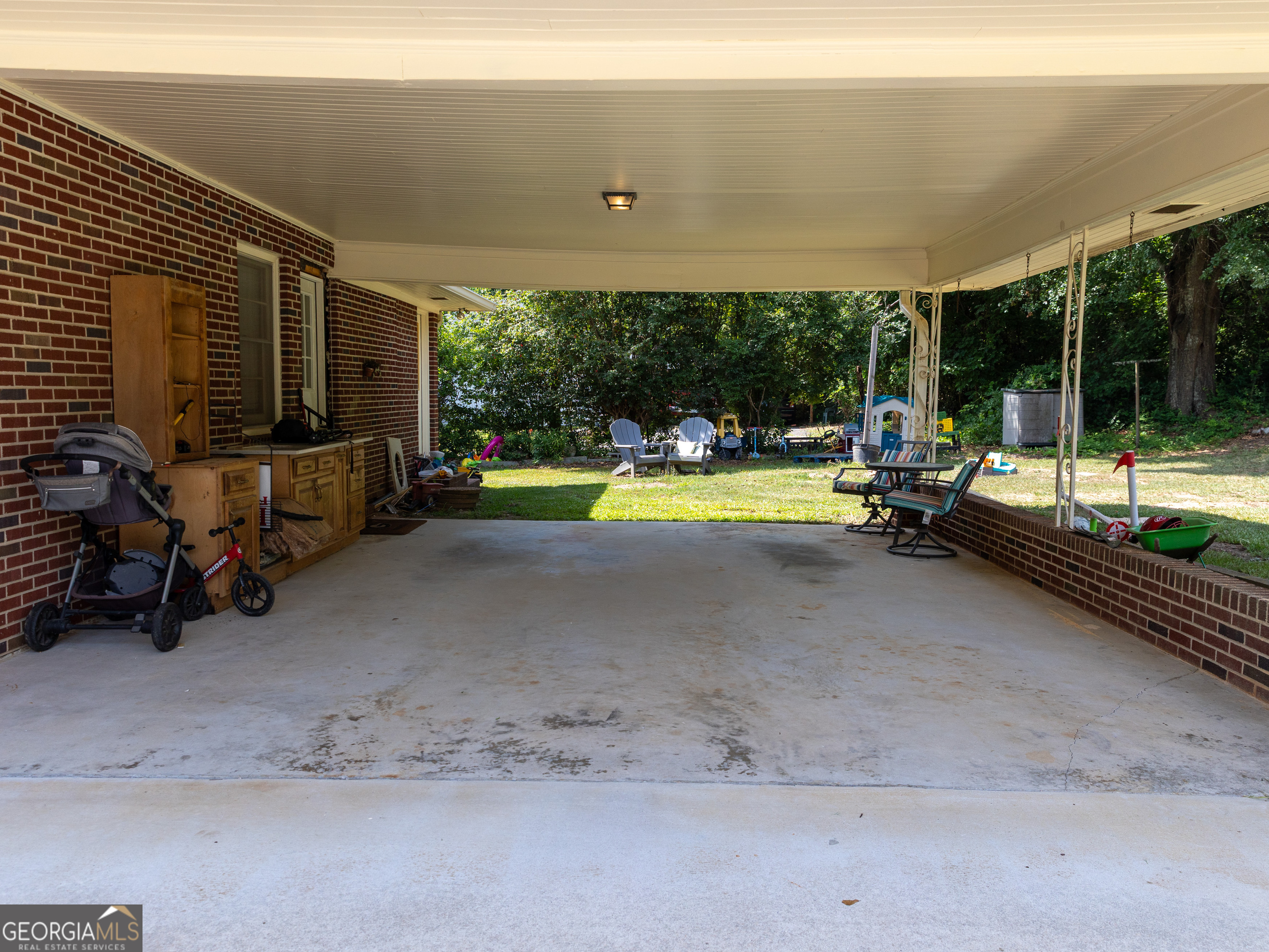 403 Ridgecrest Drive Property Photo 4