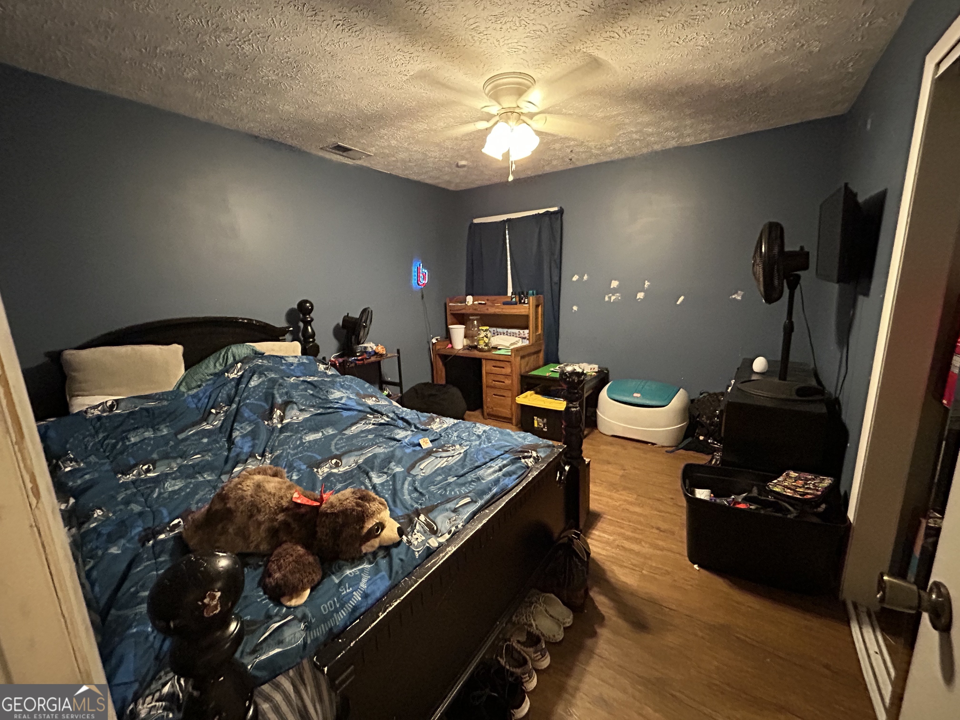 802 Clyde Property Photo 11