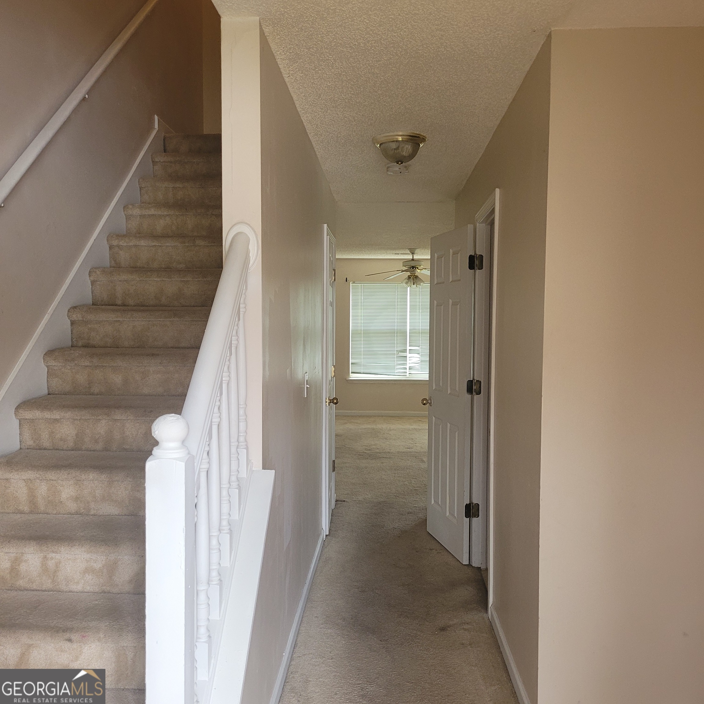 7250 Alicias Way Property Photo 4