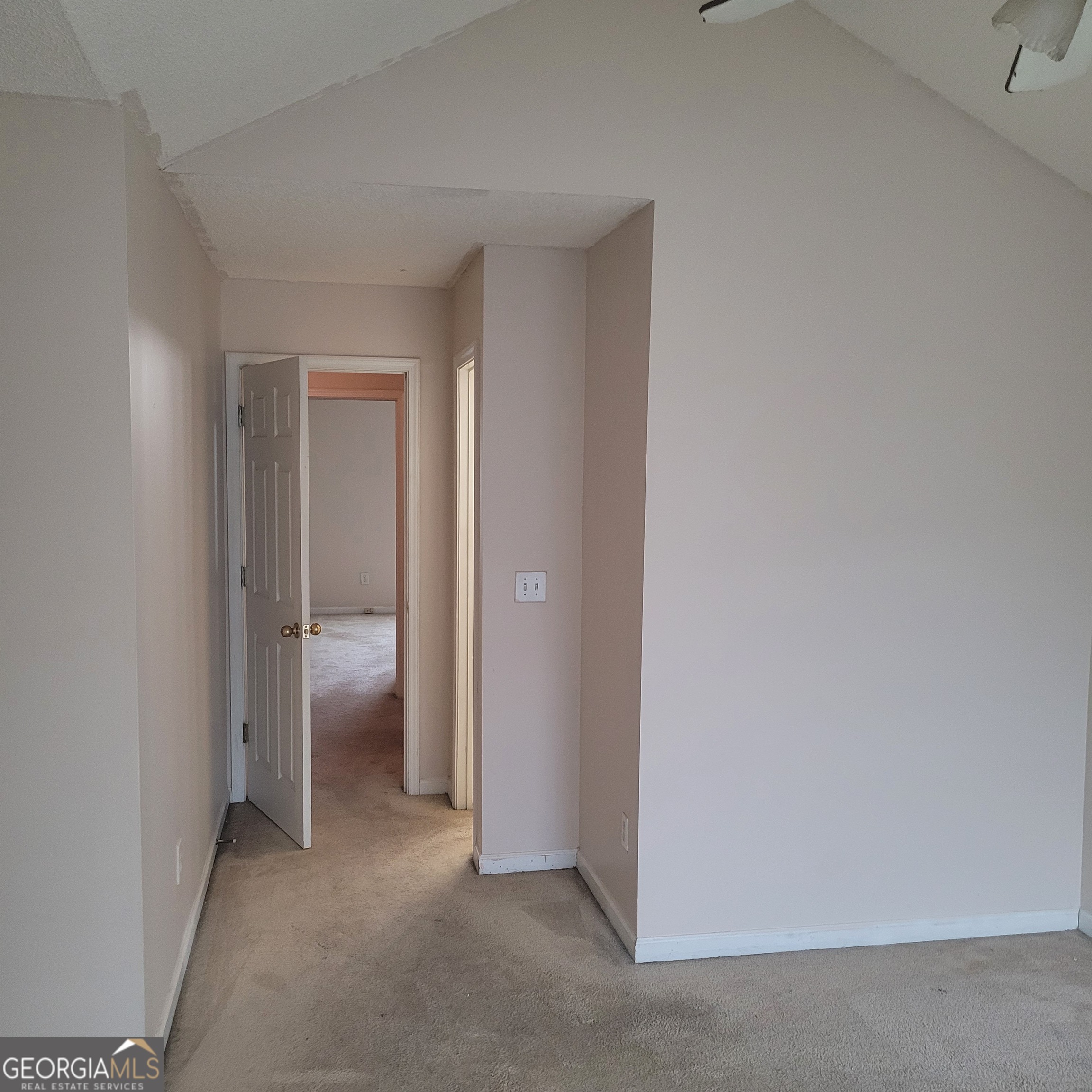 7250 Alicias Way Property Photo 12