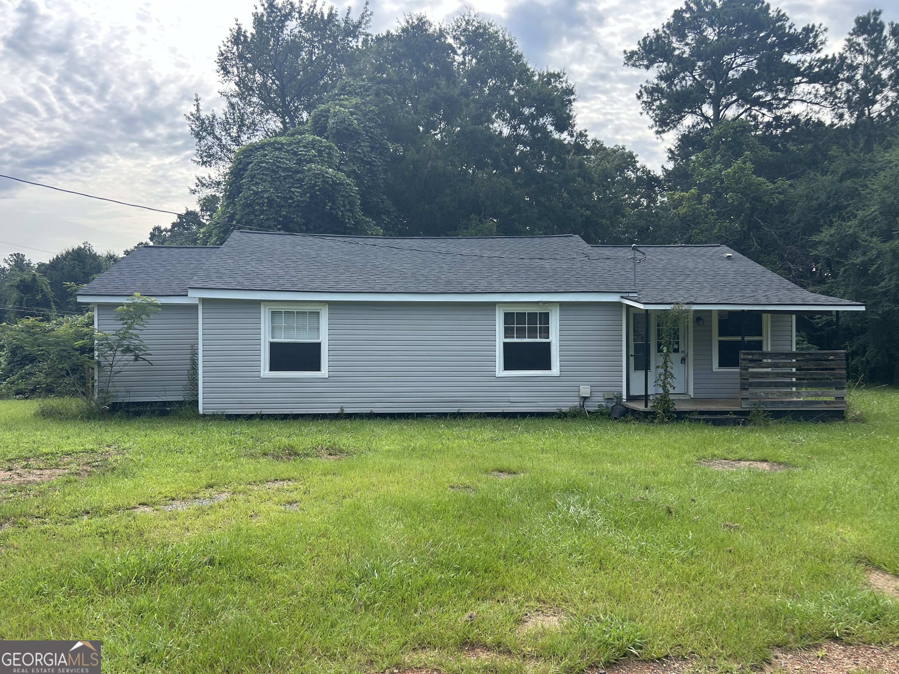 134 Mauldin Road Property Photo 2