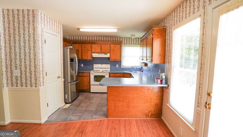 18 Azalea Drive Se Property Photo 2
